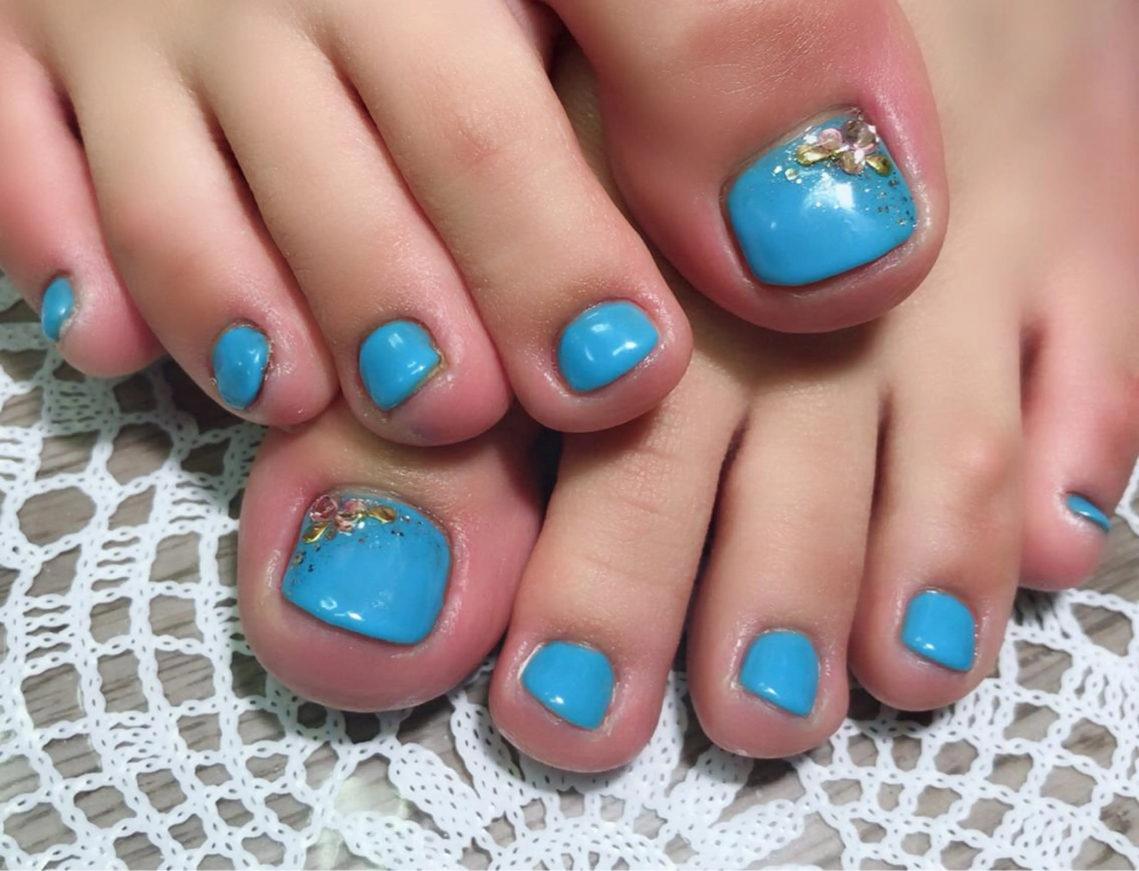 ネイル ラウバイマノマノ なかざとのネイルデザイン