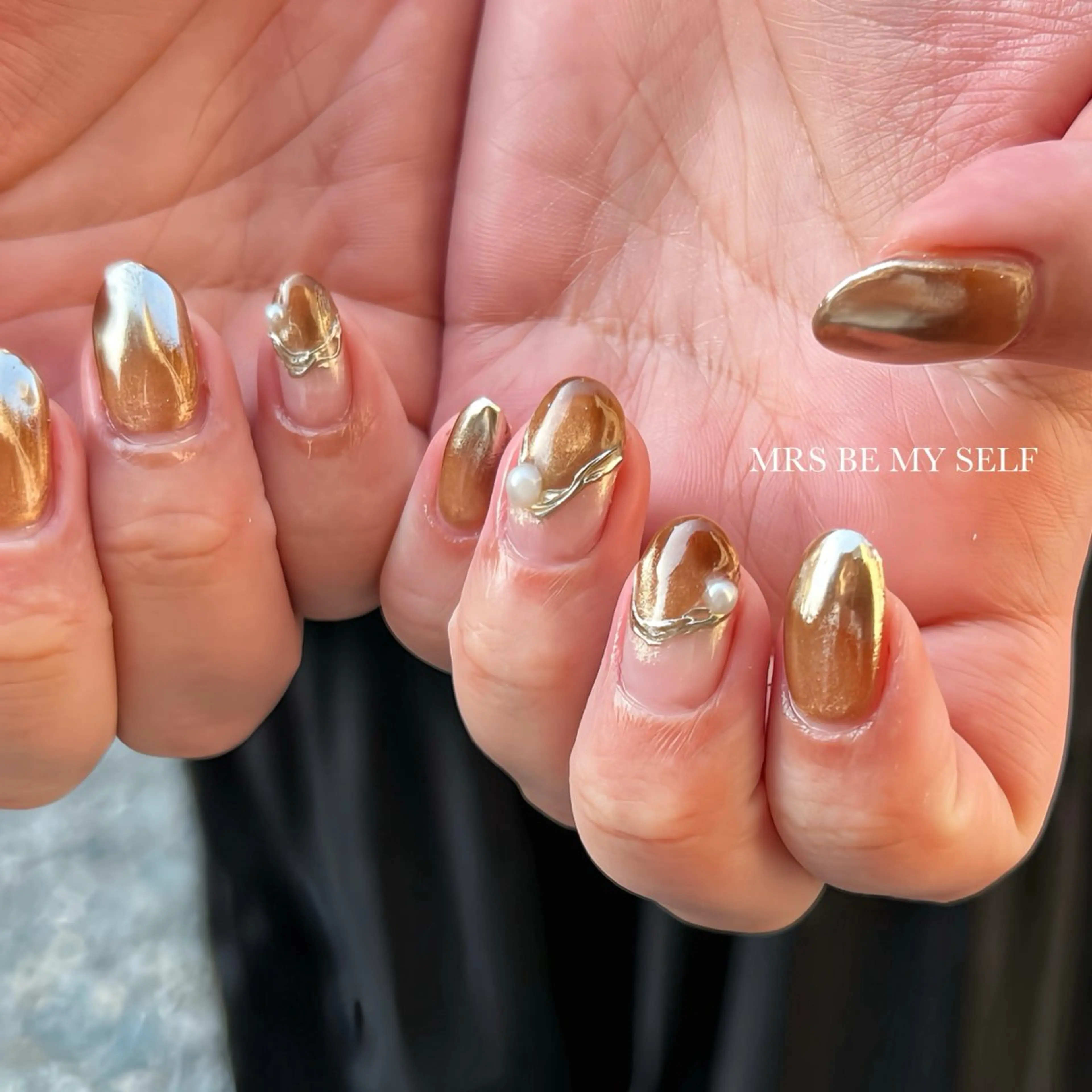 ネイル ブラウン マグネットネイル ニュアンスネイル MRS/ miyu🎀のネイルデザイン