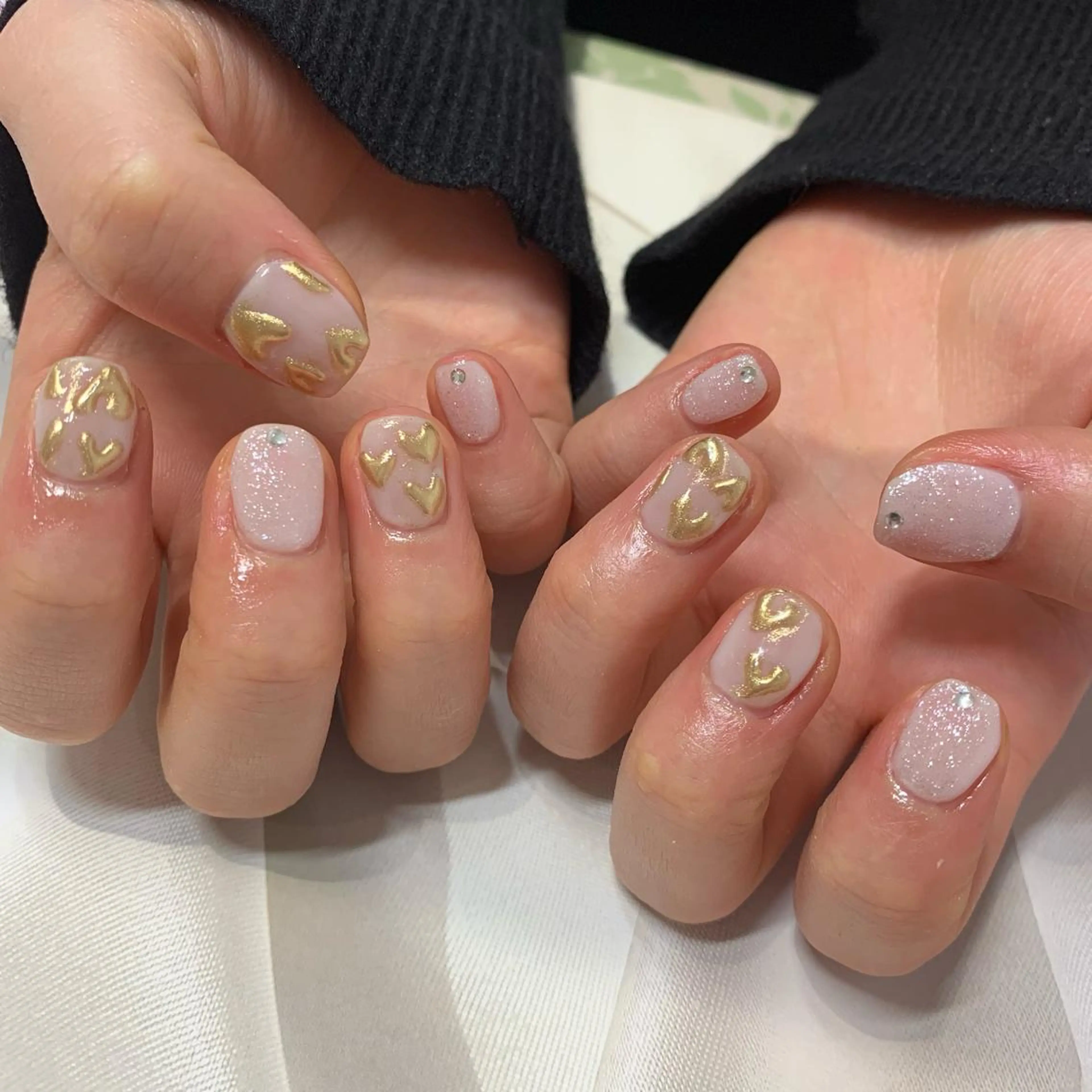 ネイル ハート ミラーネイル マキノ ユイのネイルデザイン