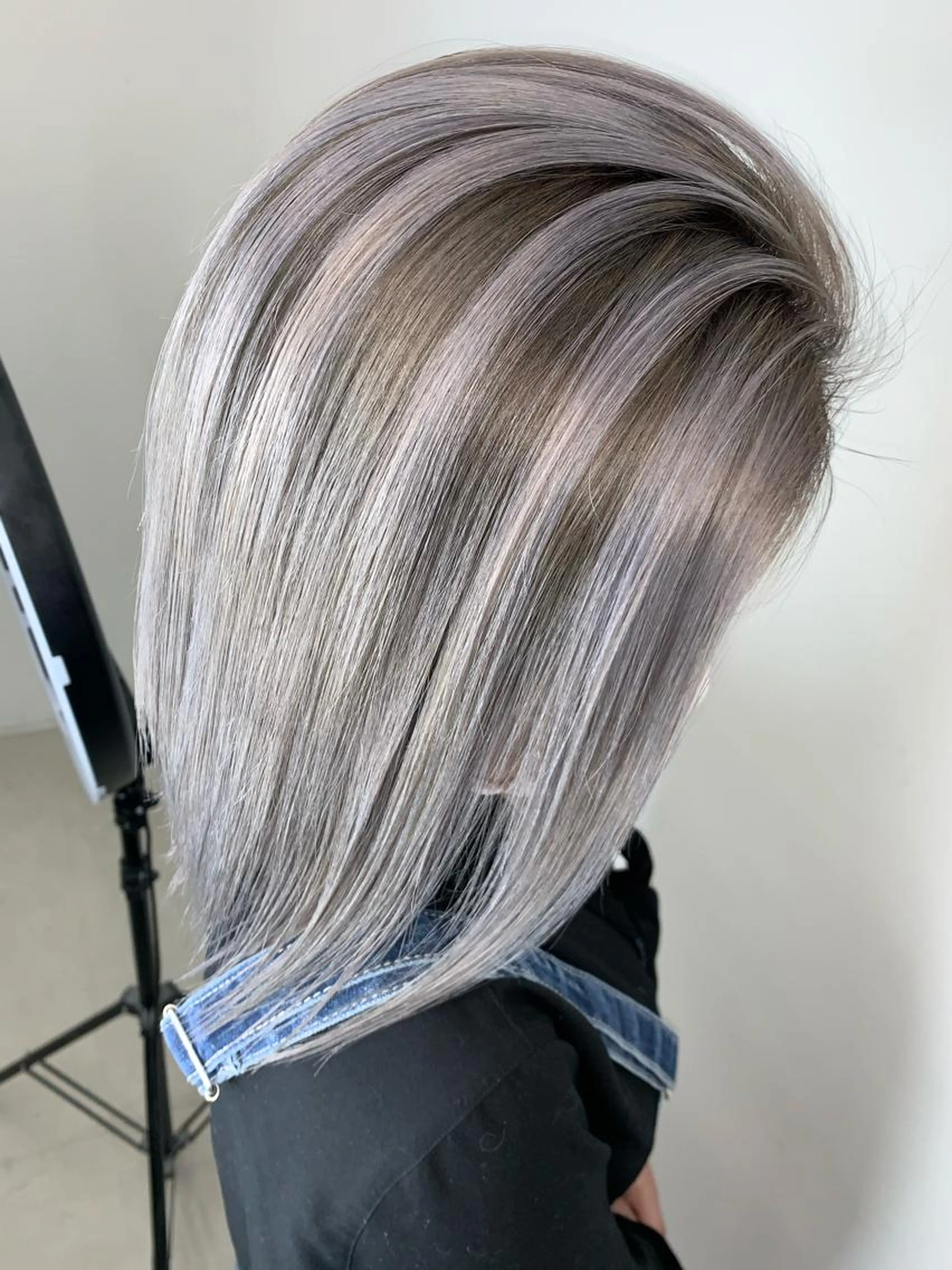 ケアブリーチを使ったシャドールーツカラーの写真