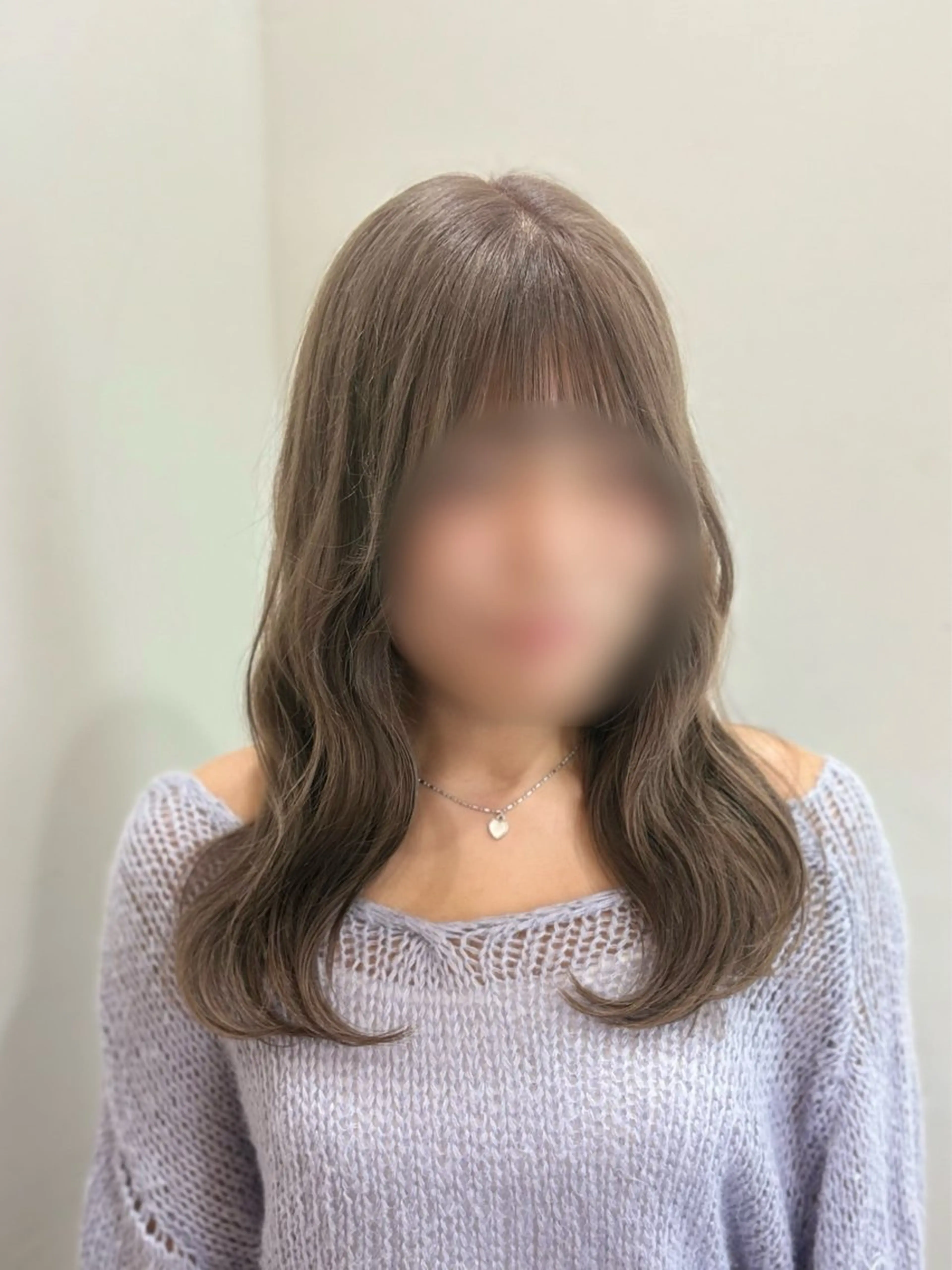 ロング 🎀透明感カラー 🐈ナズナのヘアスタイル