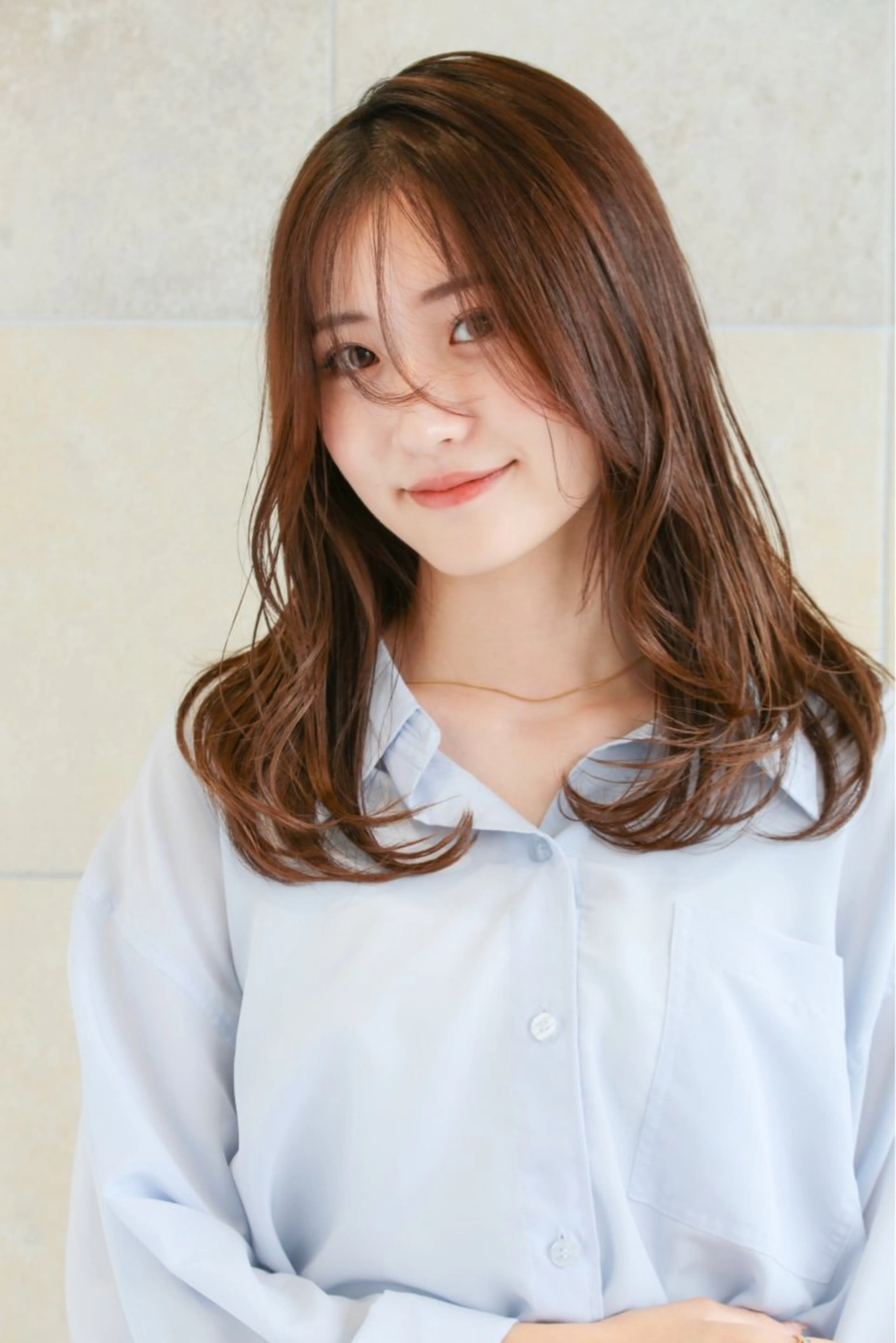 セミロング ハイライト 石橋 瑞穂のヘアスタイル