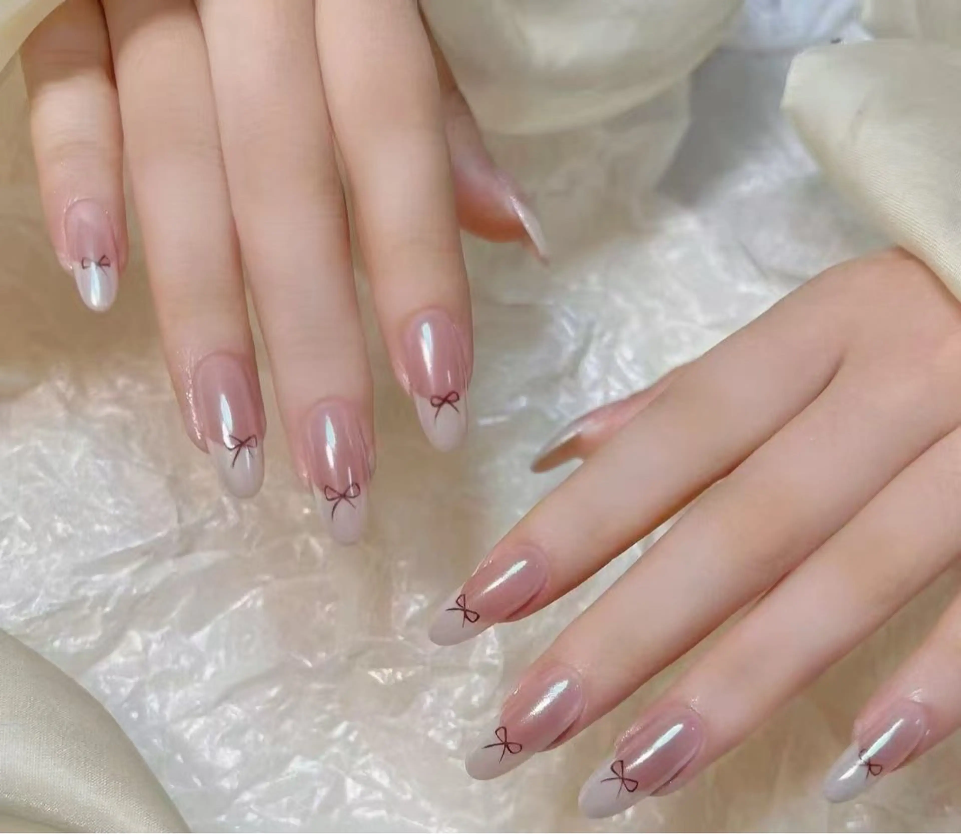 ネイル オーロラネイル フラワーネイル フットネイル フレンチネイル ジェルネイル ハンドネイル BabyYouMi nailのネイルデザイン