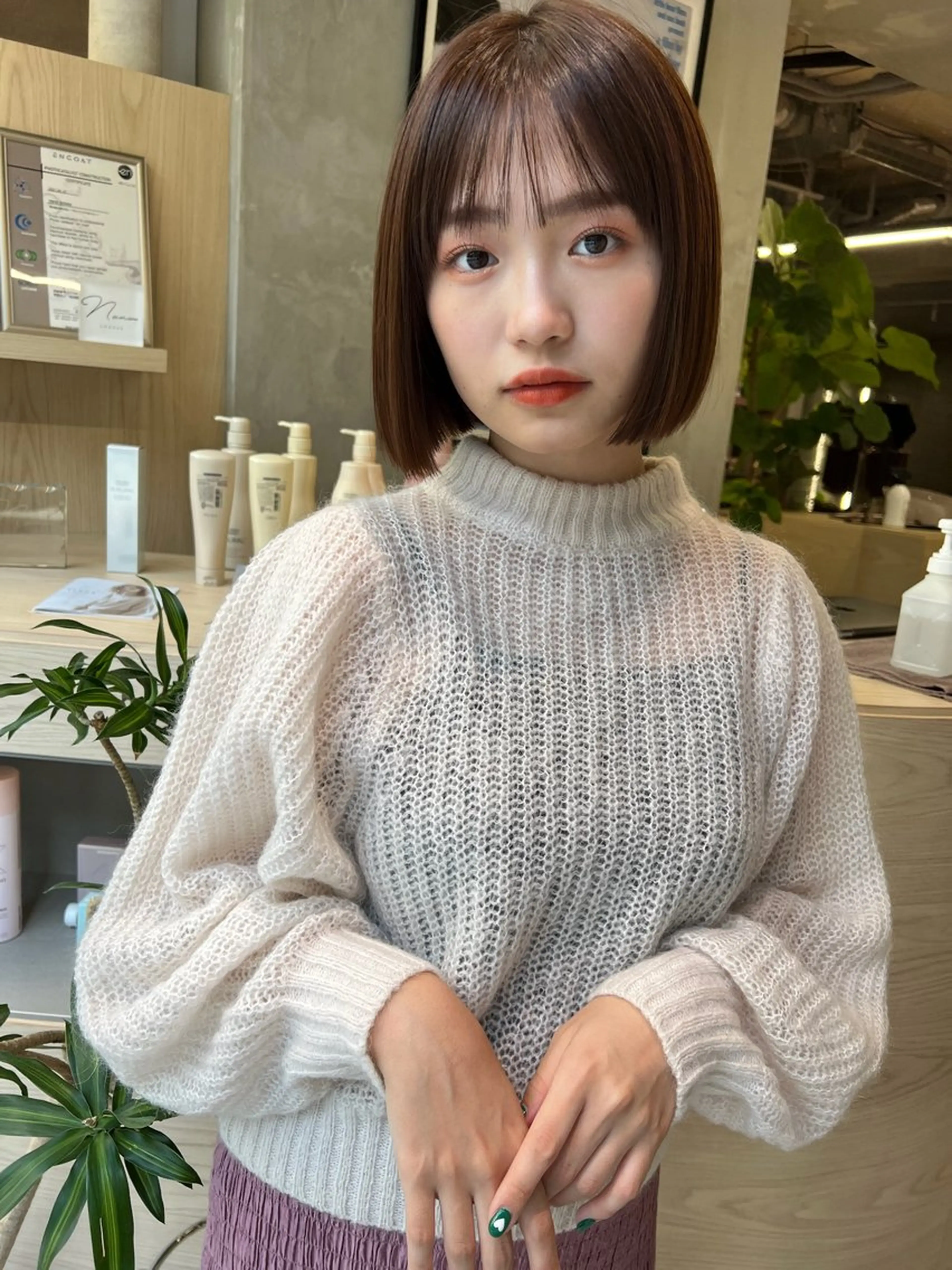 コテ巻き/パーマ/艶 透明感/荻原凜太郎のヘアスタイル