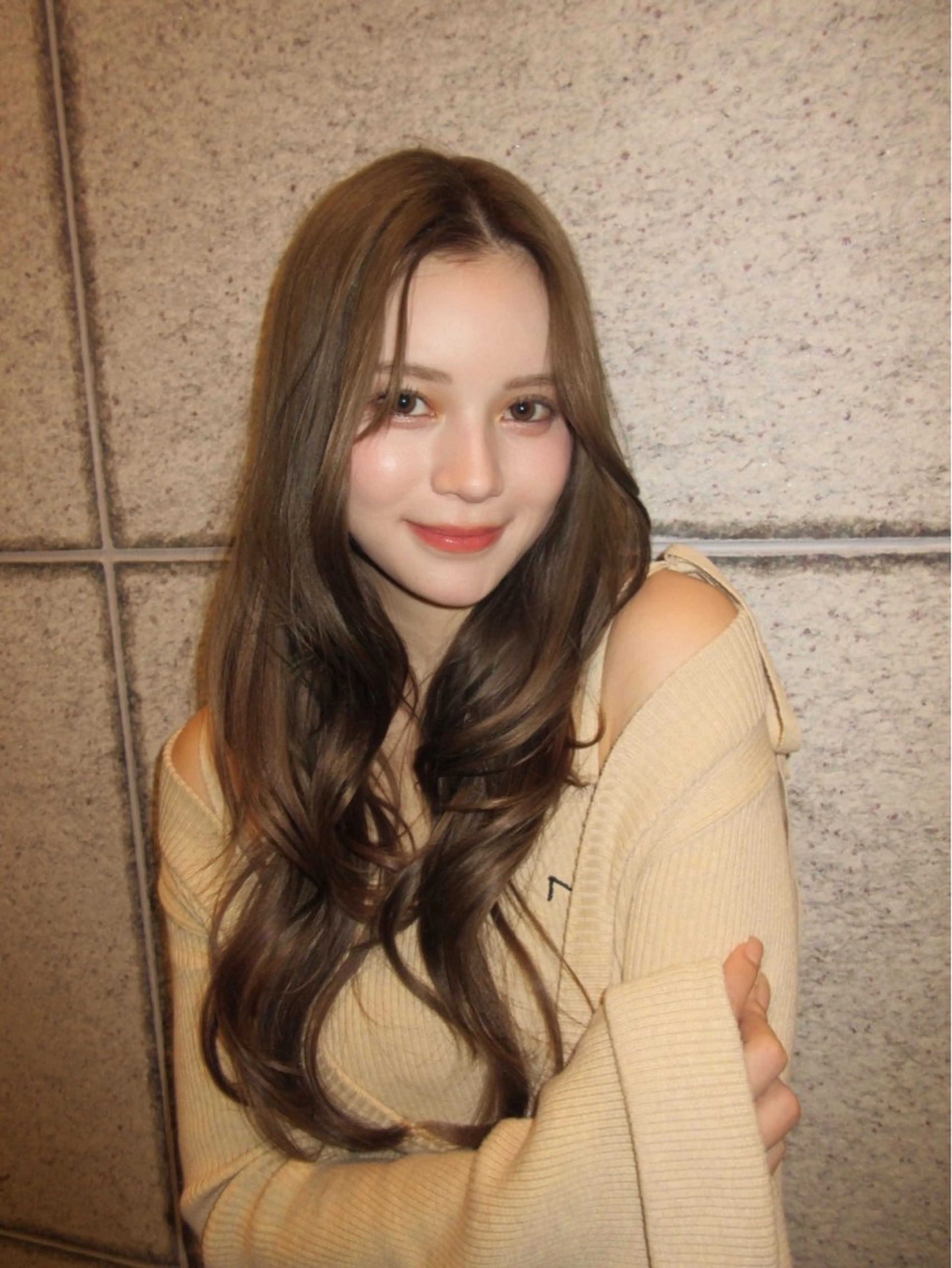 ロング カラー ベージュカラー ブラウンカラー 透明感カラー グレージュ シアーグレージュ カット ヘアカラー トリートメント 韓国くびれヘア 顔まわり新宿/さやかのヘアスタイル