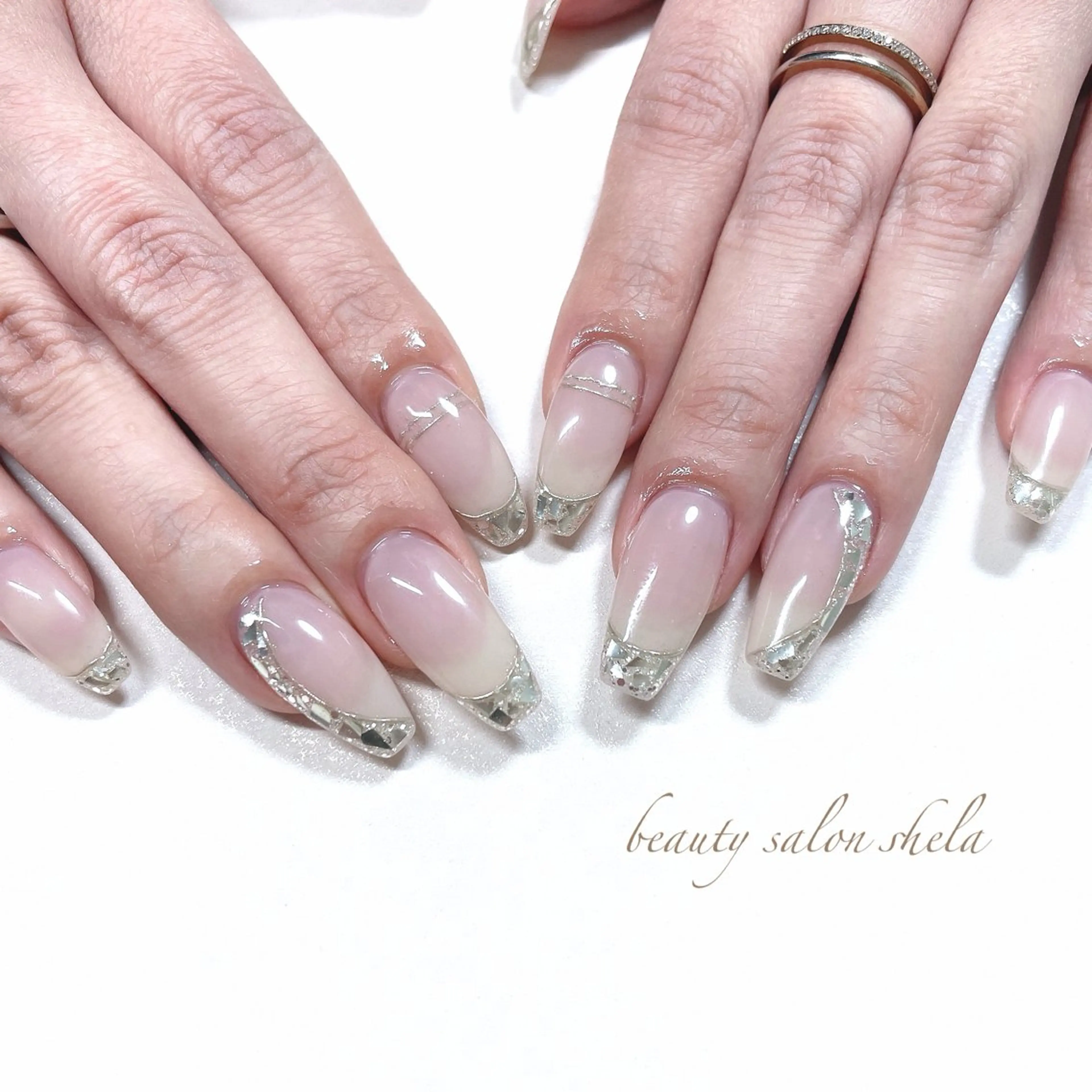 ネイル Shela Nailのネイルデザイン