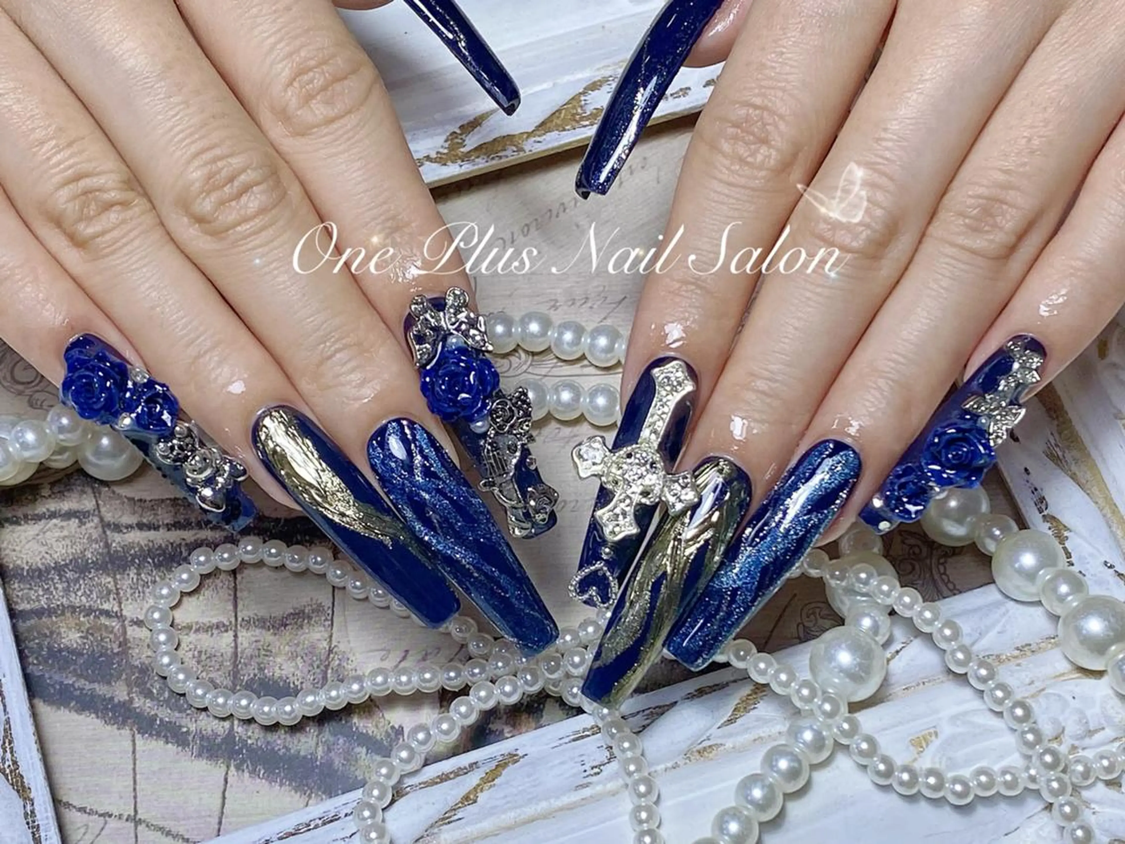 ネイル フレンチネイル グラデーション マグネットネイル ワンカラーネイル 春ネイル One Plus Nail Salonのネイルデザイン