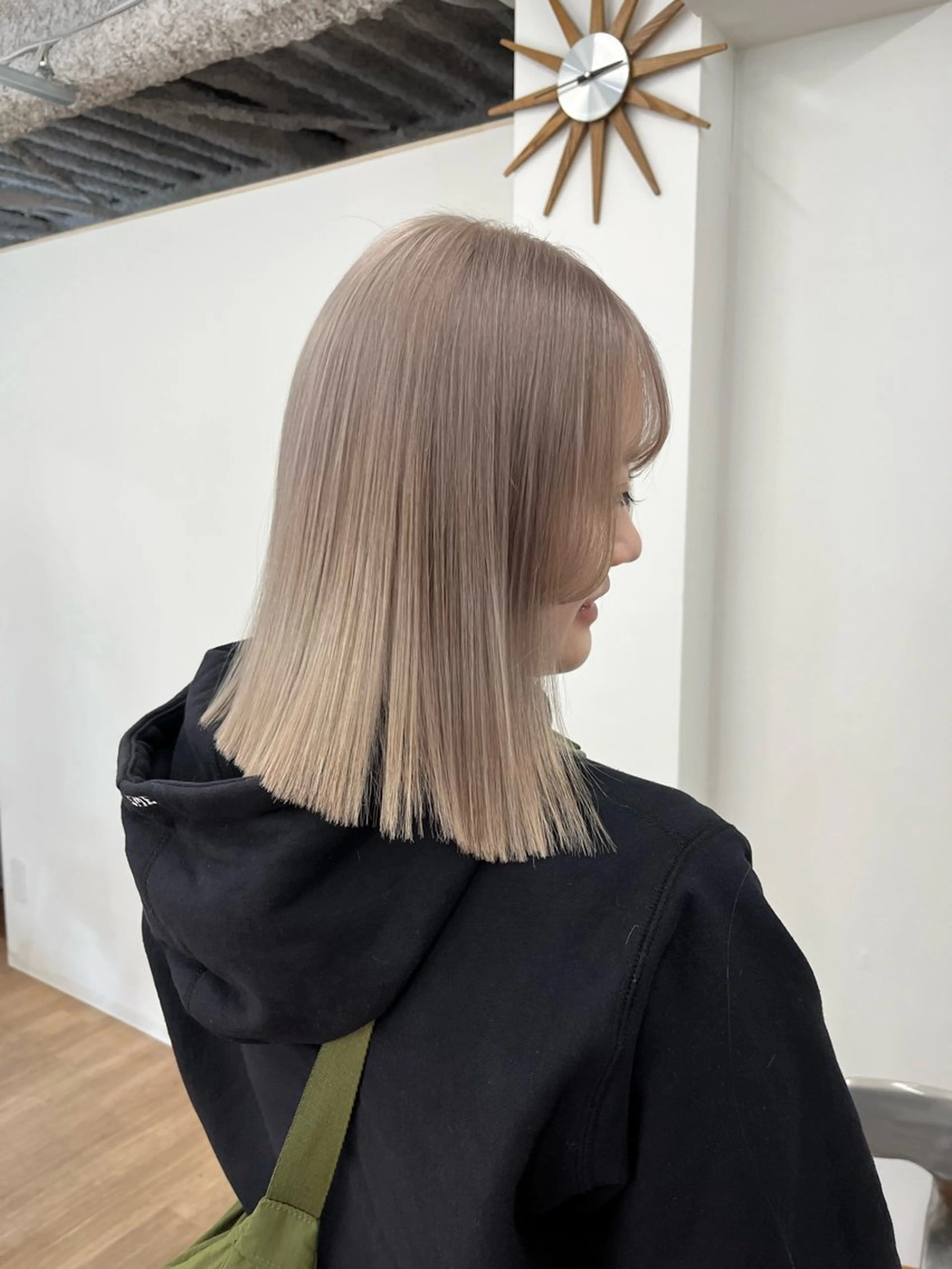ミディアム カラー ヘアアレンジ 成人式 結婚式・ブライダル ブロンド ボブ 入学式 HIROKO / 透明感暖色カラー🎀のヘアスタイル