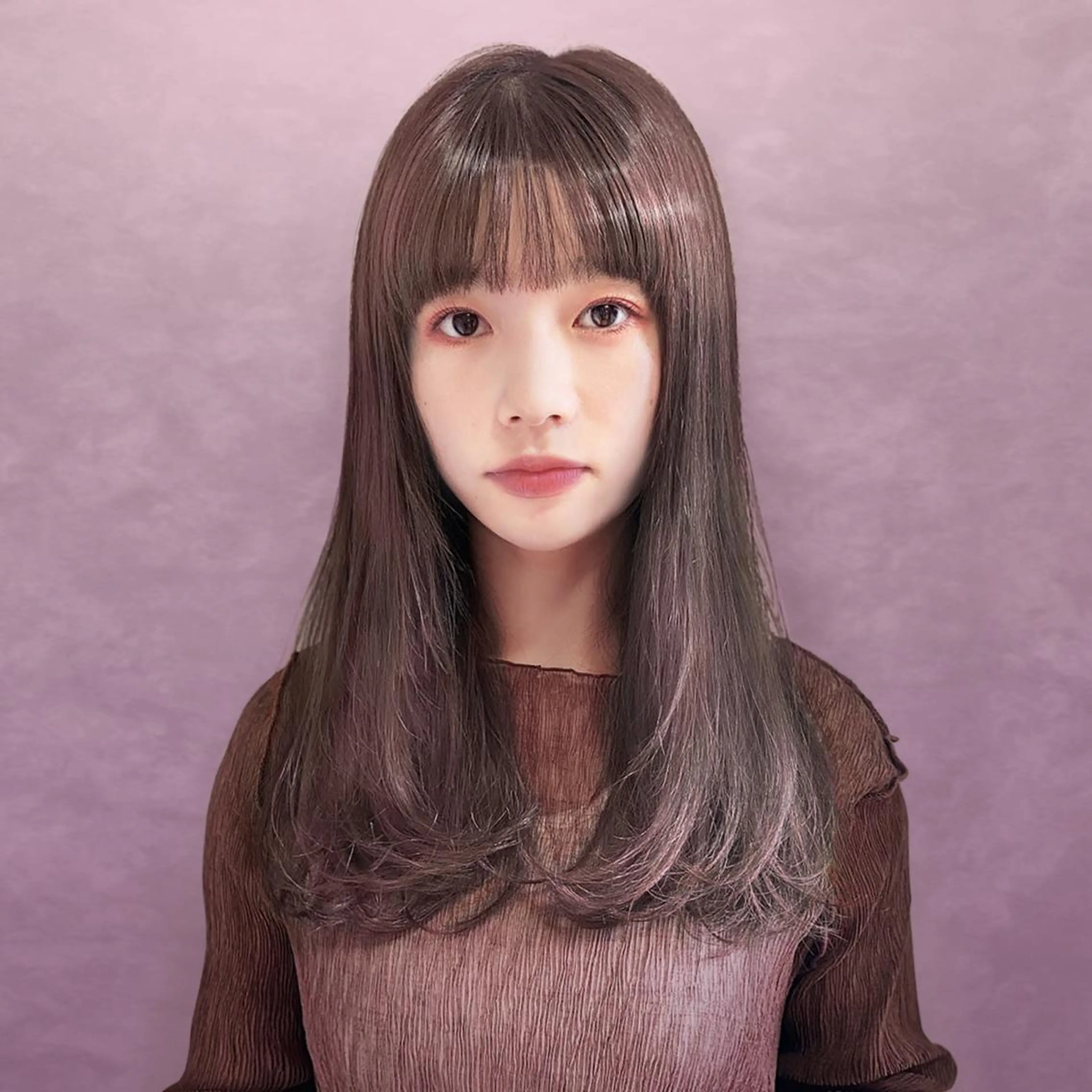 セミロング 髪質改善チェルシー 表参道💎縮毛矯正のヘアスタイル