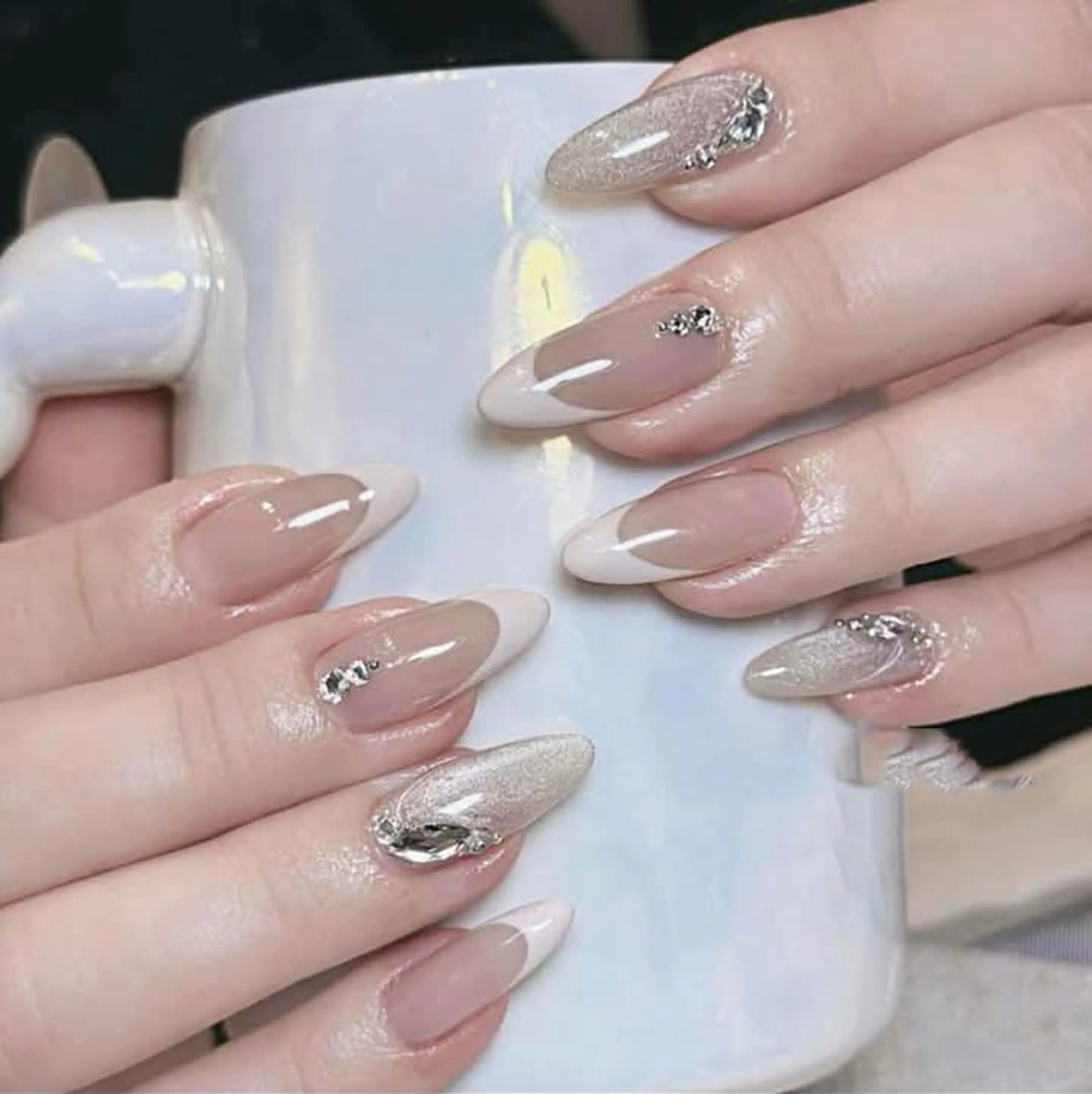 ネイル Hina ネイルサロンのネイルデザイン