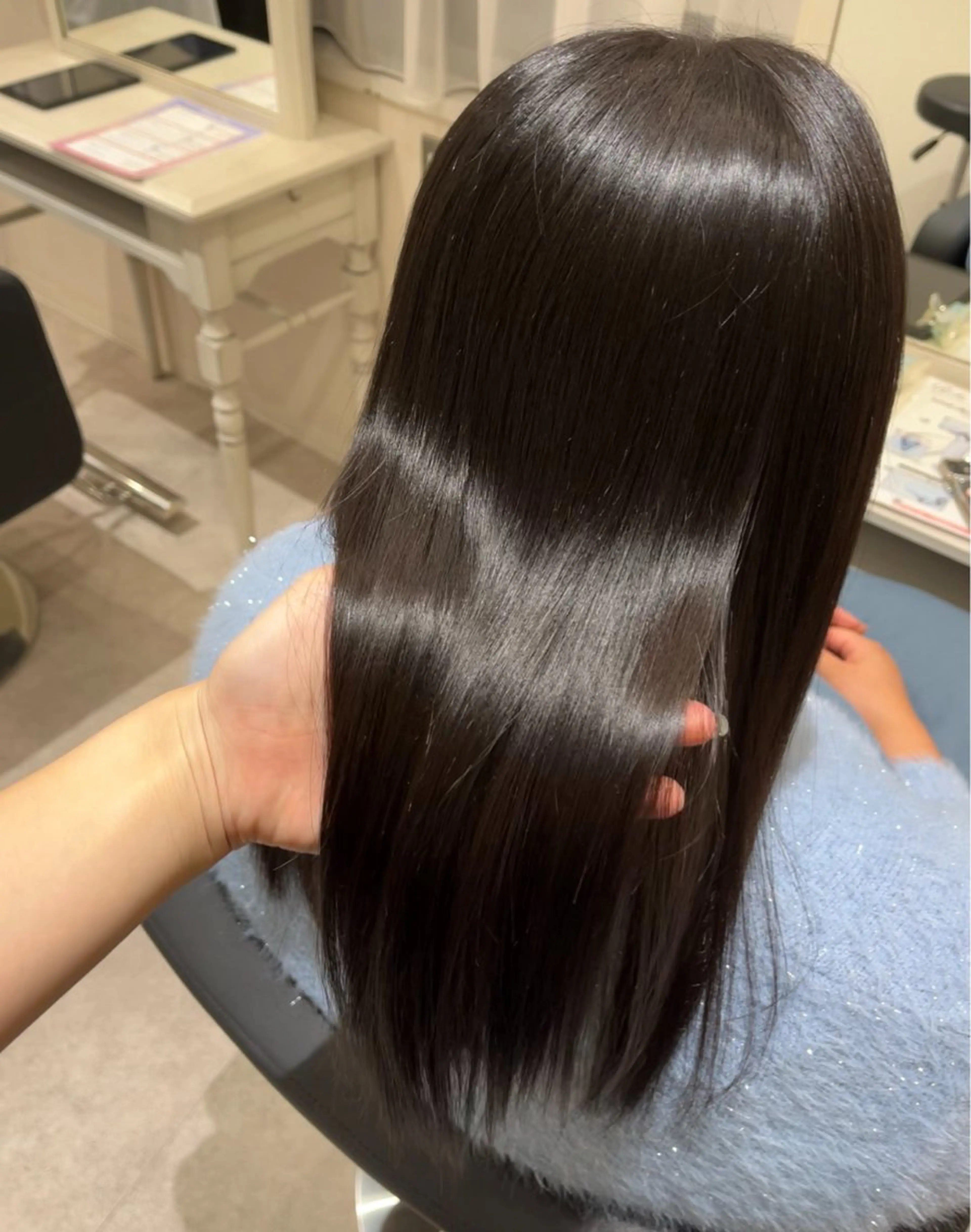 セミロング 縮毛矯正 トリートメント aoi/韓国ヘア/ 透明感カラーのヘアスタイル