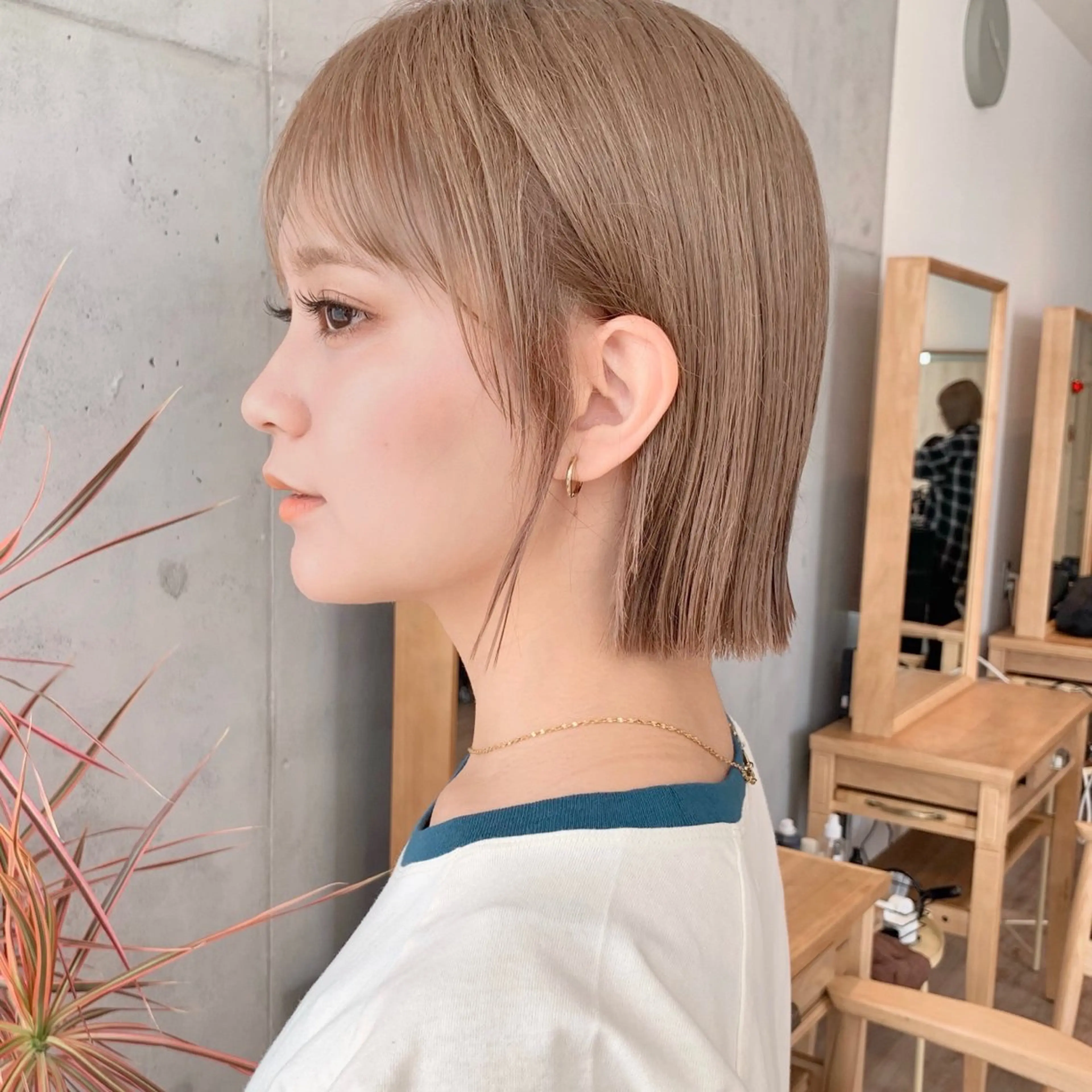 ショート カラー ヘアアレンジ ベージュカラー ミルクティーベージュ ボブ パーマ/暖色/ボブ イワタテ🇰🇷のヘアスタイル