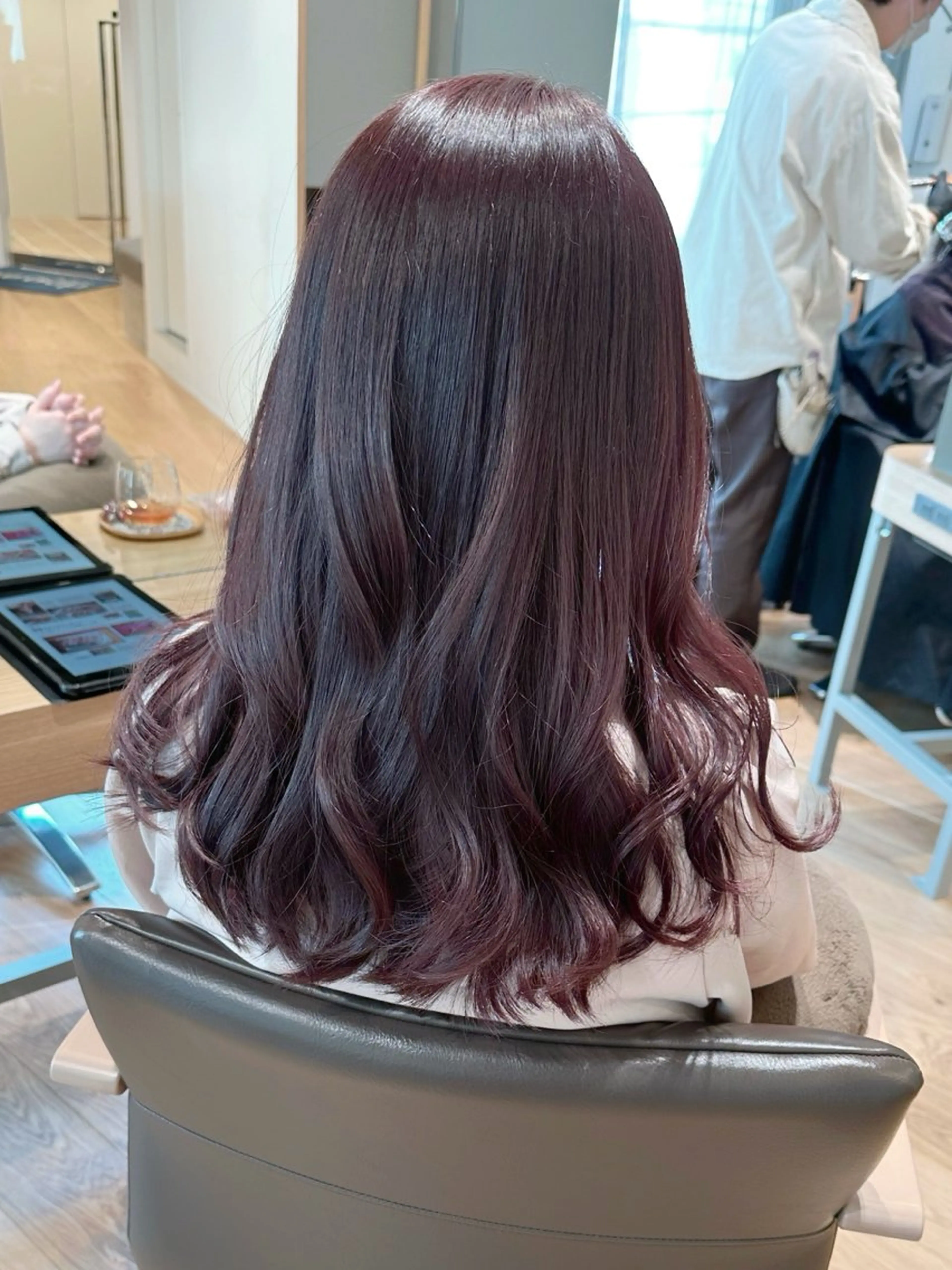セミロング カラー 透明感ある血色感 カラー💞sariaのヘアスタイル