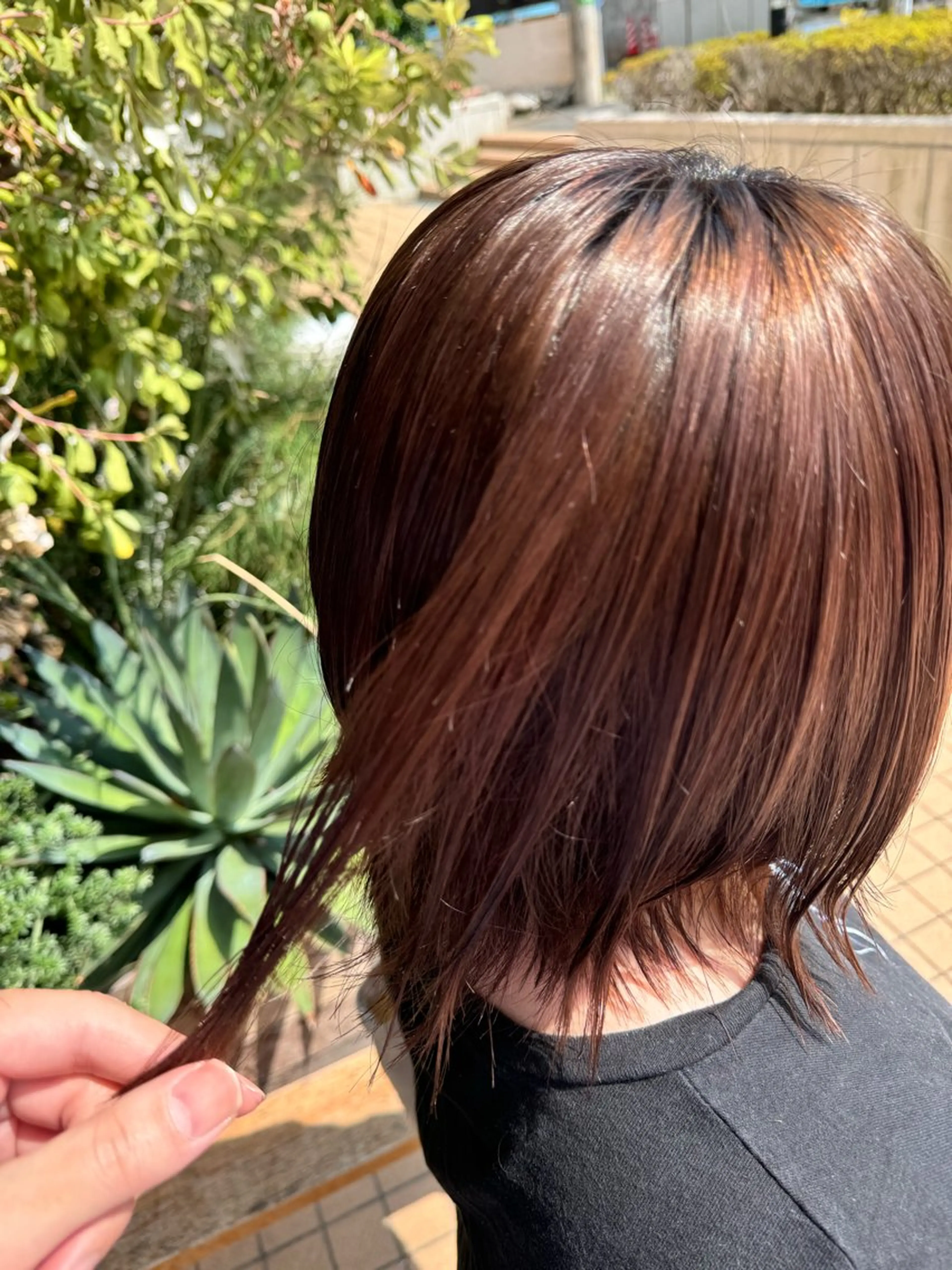 ミディアム カラー 透け感/ハイトーン/ レイヤー/小山田のヘアスタイル