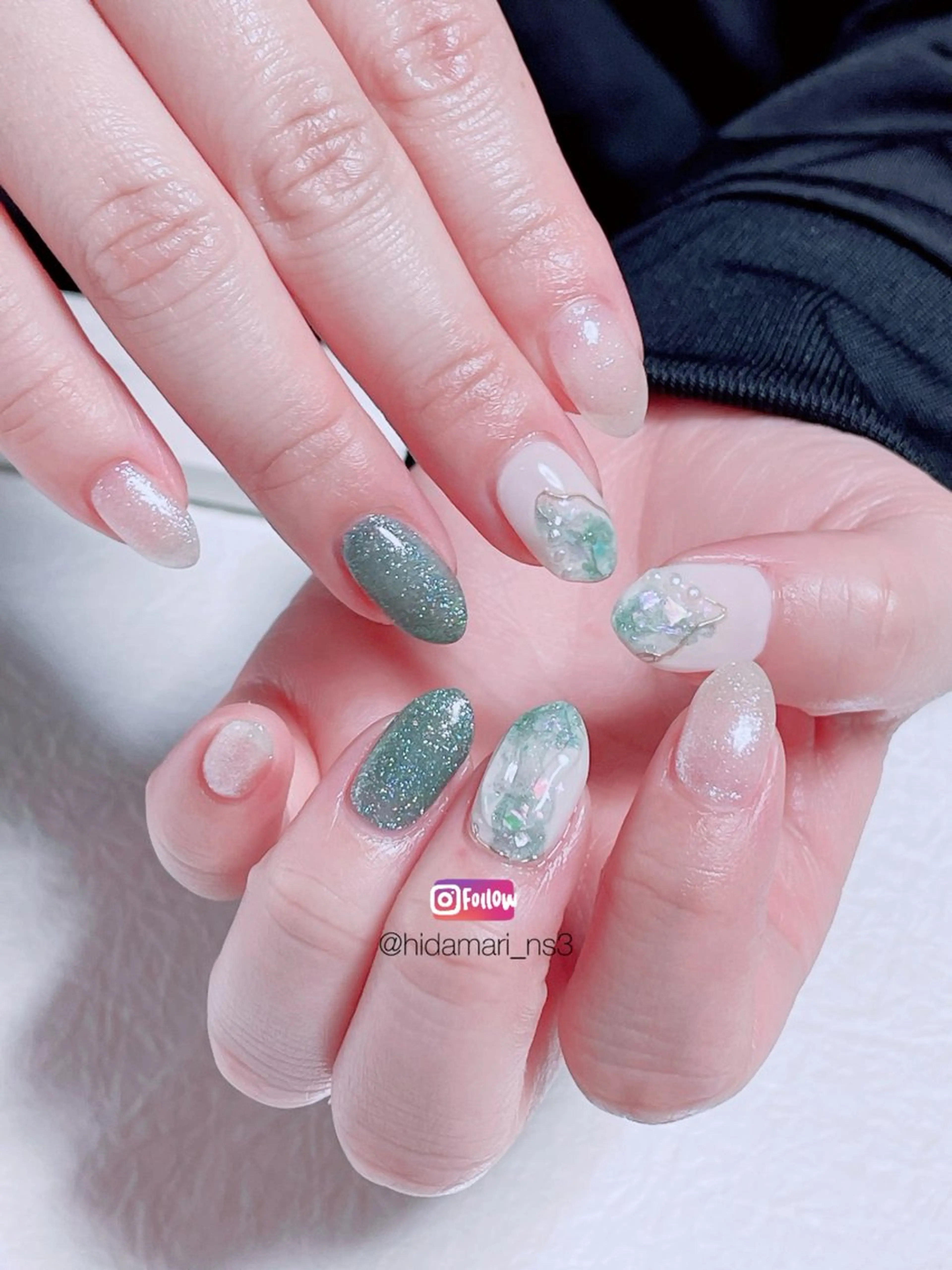 ネイル グリーン ニュアンスネイル ハンドネイル NailSalon ひだまりのネイルデザイン