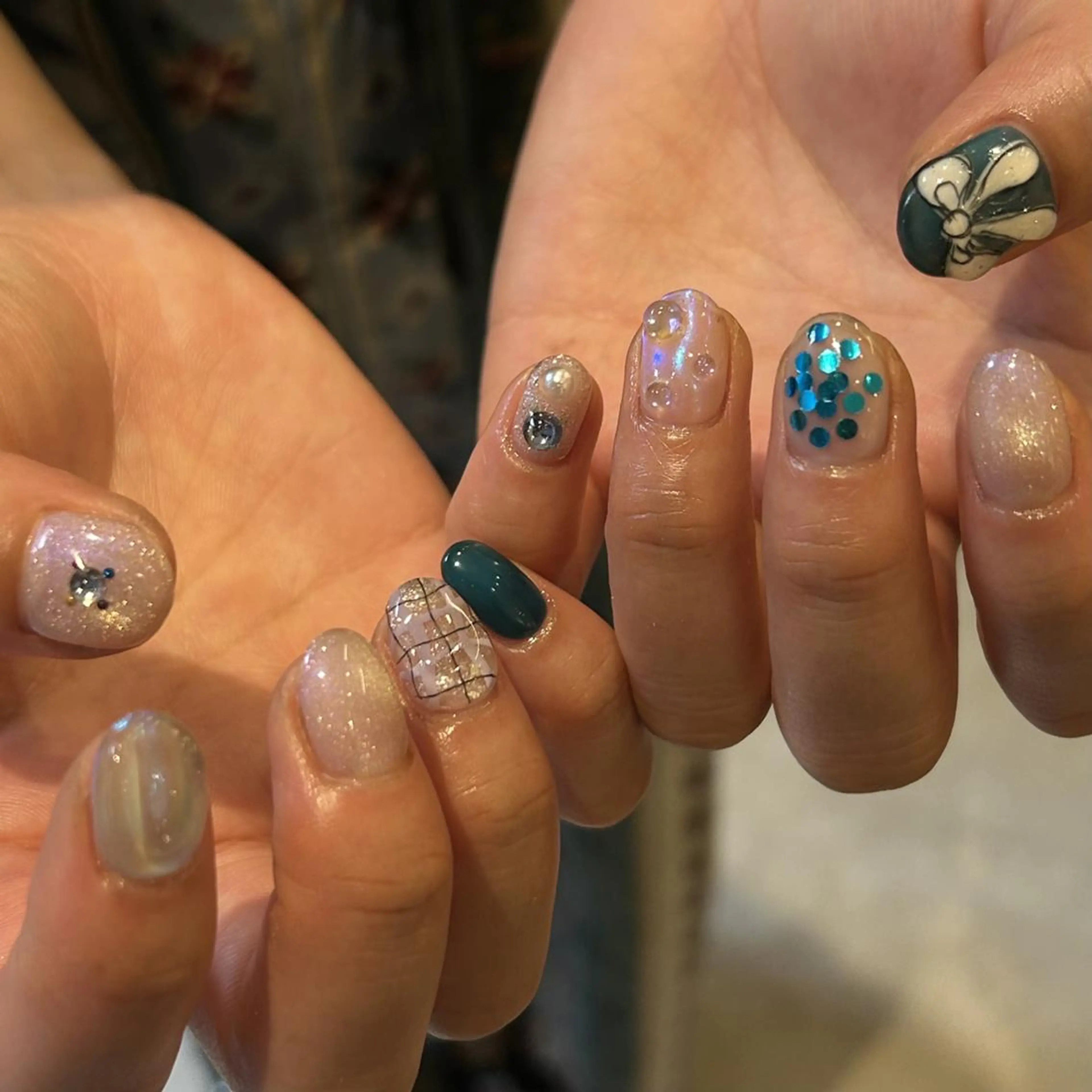 ネイル オーロラネイル ジェルネイル 氷ネイル・うるうるネイル 韓国ネイル ミラーネイル nails TOKYOのネイルデザイン