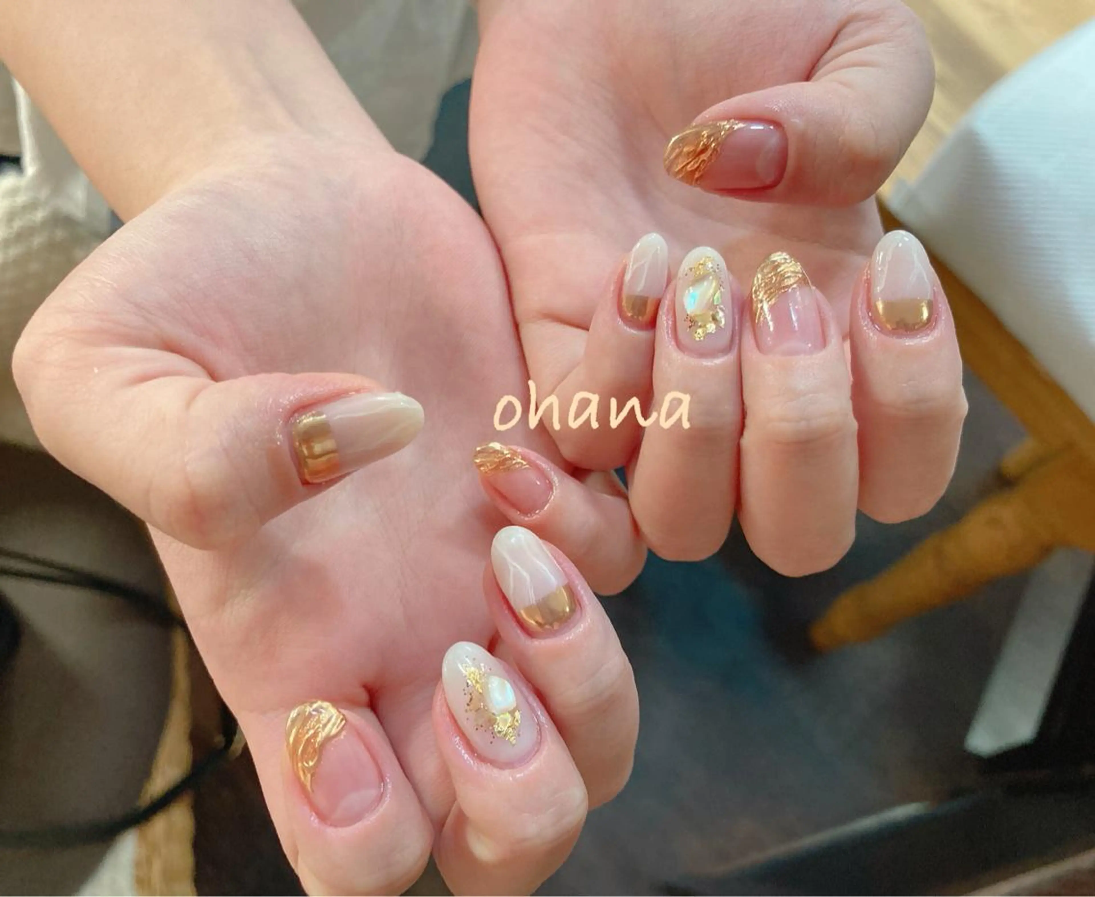 ネイル オーロラネイル べっ甲ネイル ボルドー 長さ出し フットネイル nailroom OHANA🌴のネイルデザイン