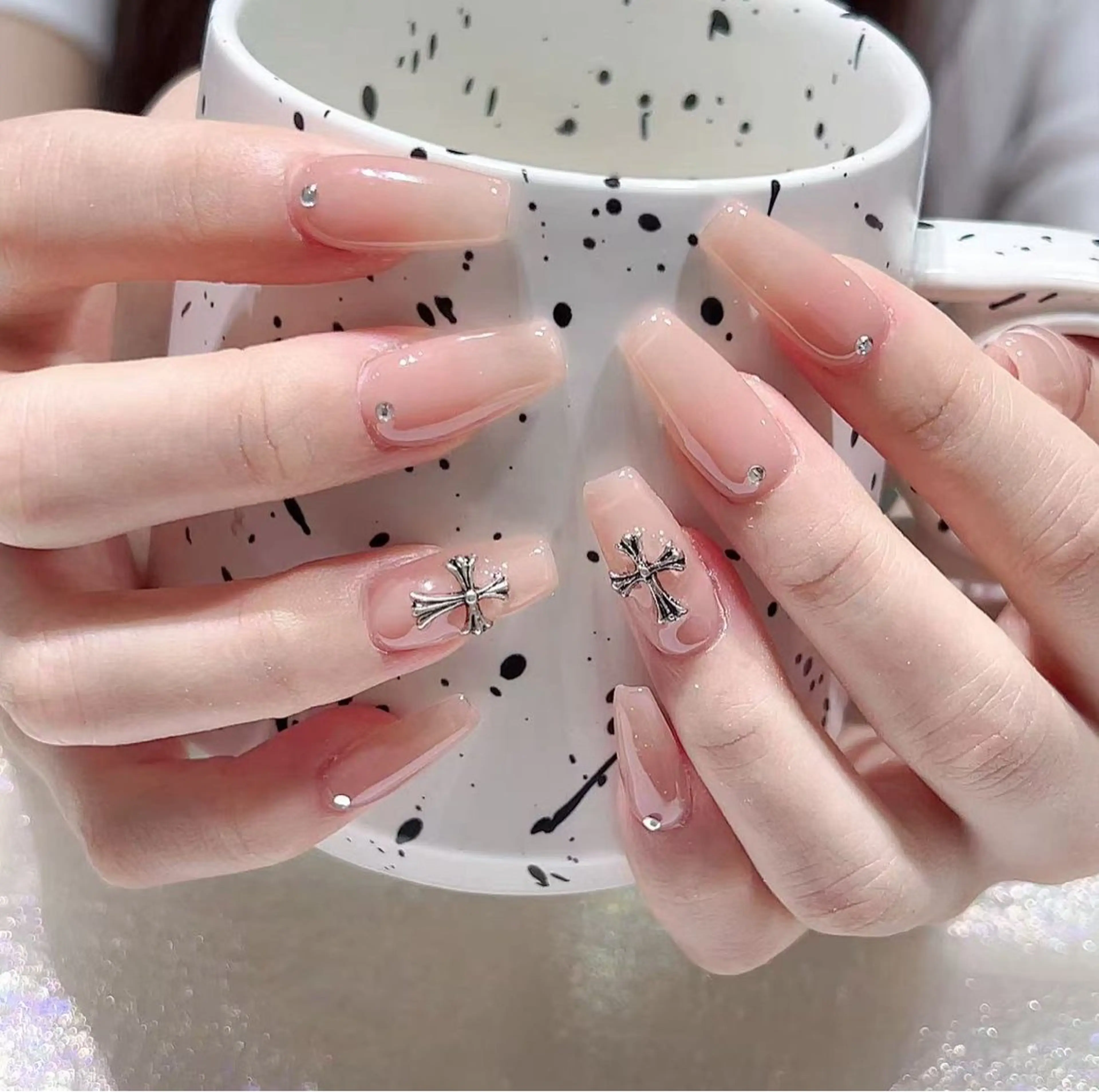 ネイル ハンドネイル Queens マオのネイルデザイン