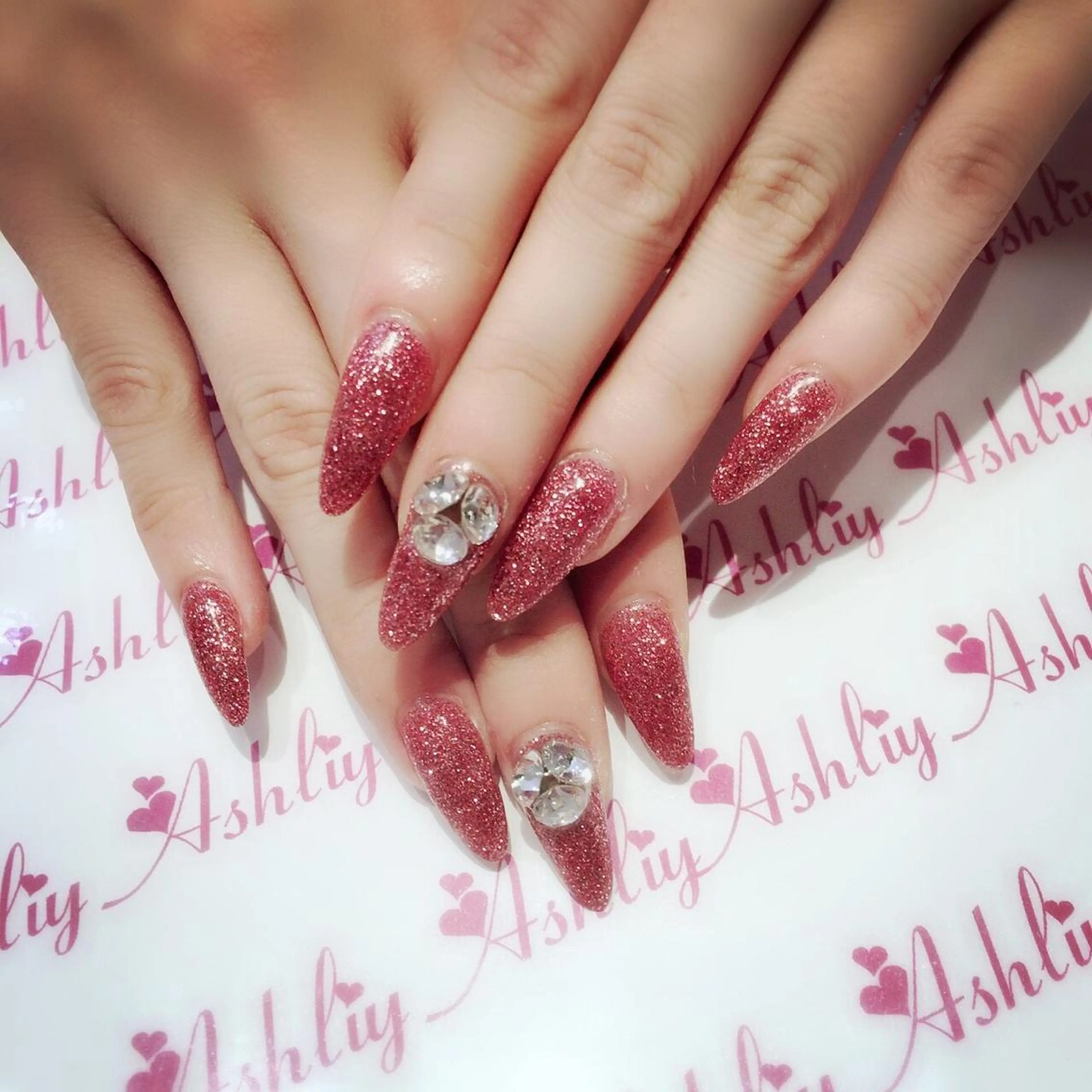 ネイル ストーンネイル Ashliy大宮♡ アシュリーのネイルデザイン