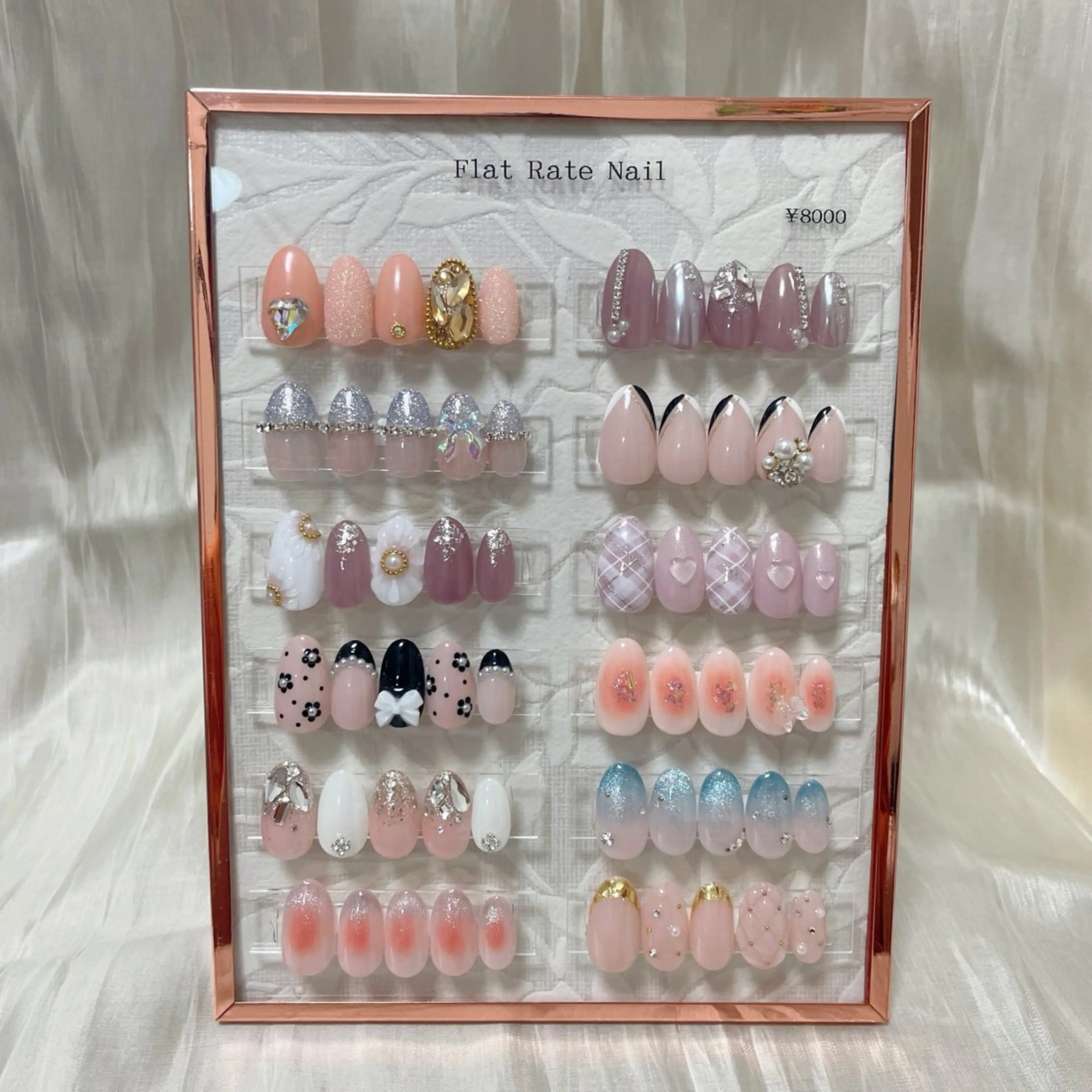 ネイル 持ち込み ハンドネイル nailroom DIASOMNIAのネイルデザイン