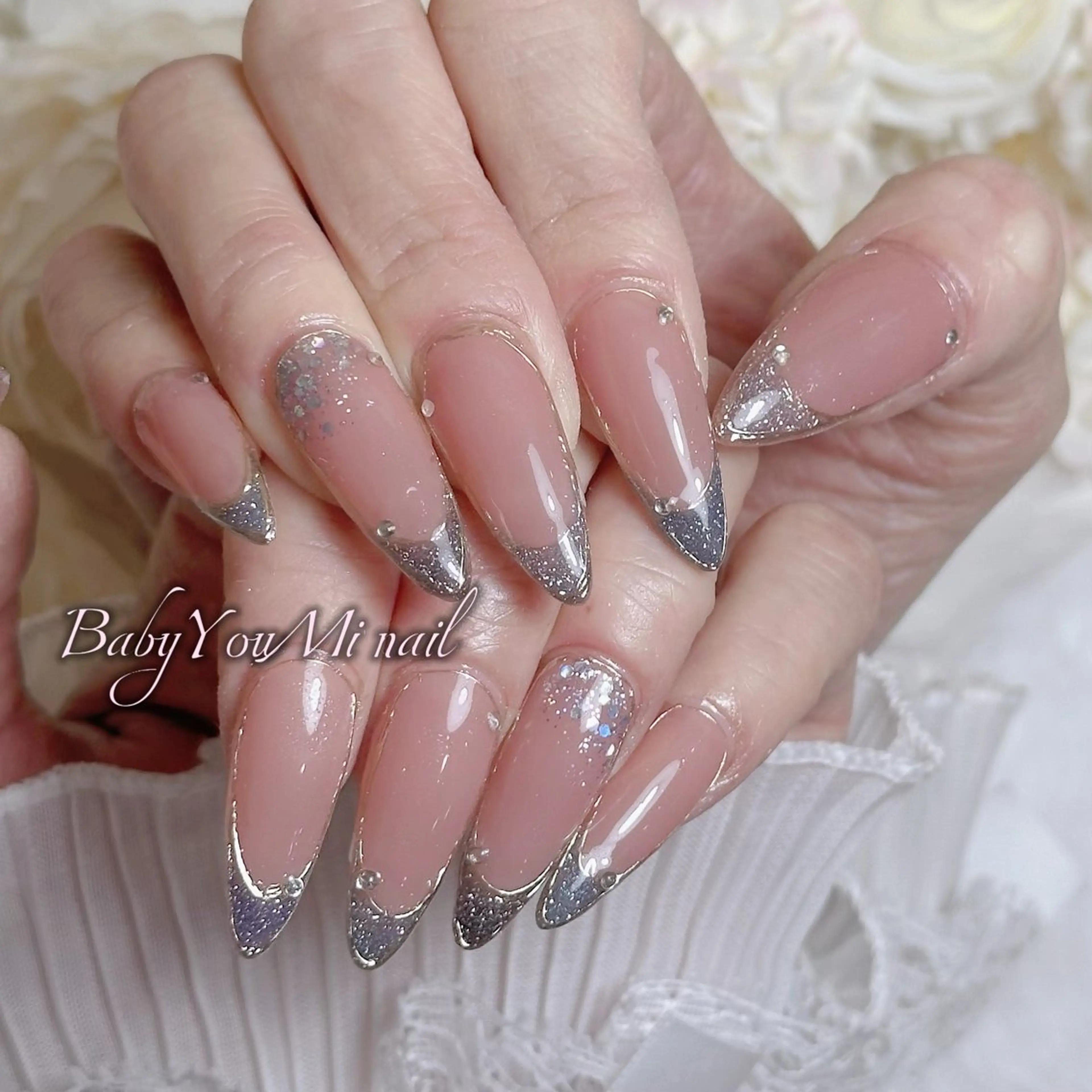 ネイル オーロラネイル チークネイル 成人式 フットネイル フレンチネイル ハンドネイル BabyYouMi nailのネイルデザイン