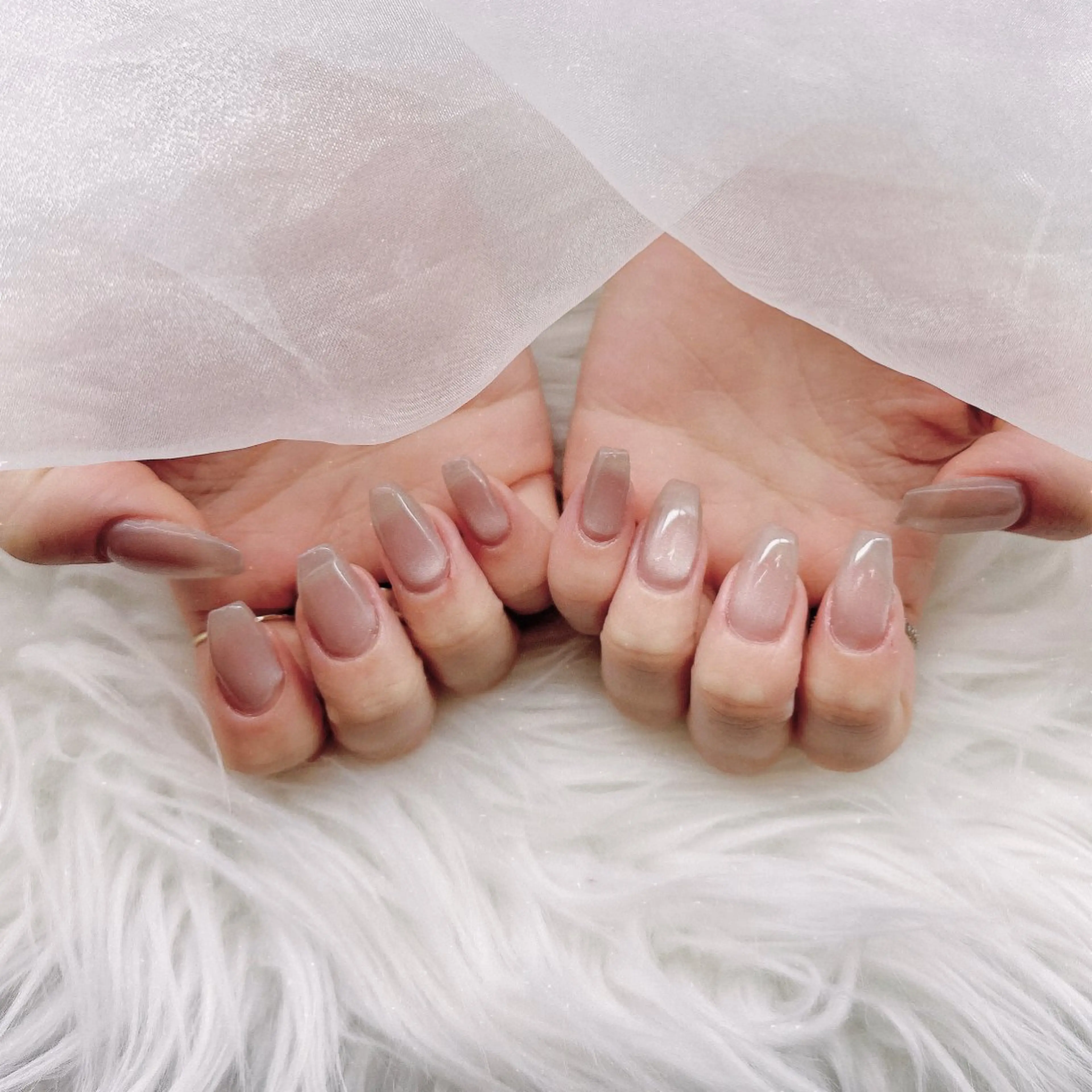 ネイル 長さ出し マグネットネイル マグネットワンカラー ワンカラーネイル ハンドネイル NIA🧊 YurieOsaのネイルデザイン