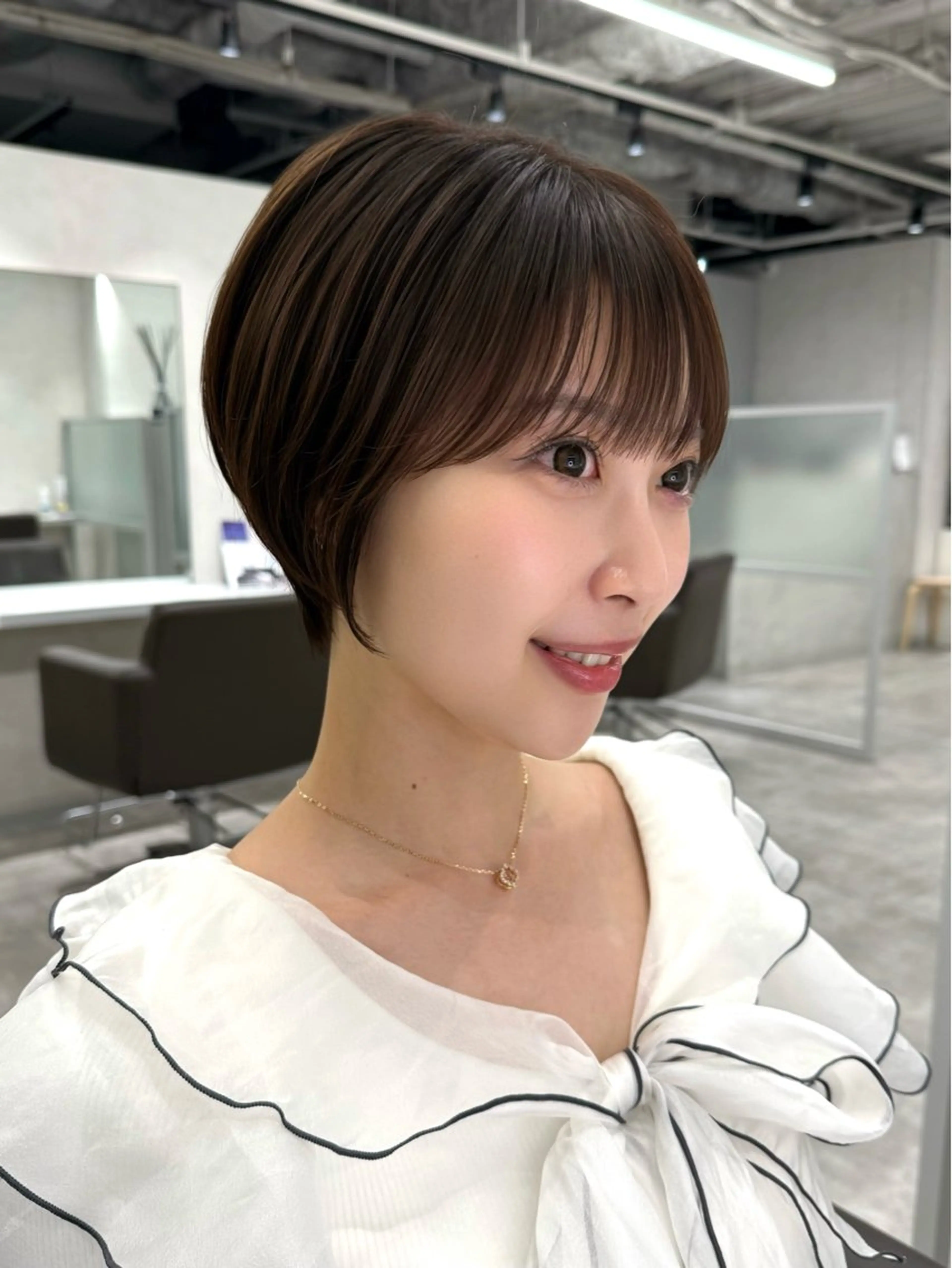 ショート 大阪梅田 稲葉利也斗のヘアスタイル