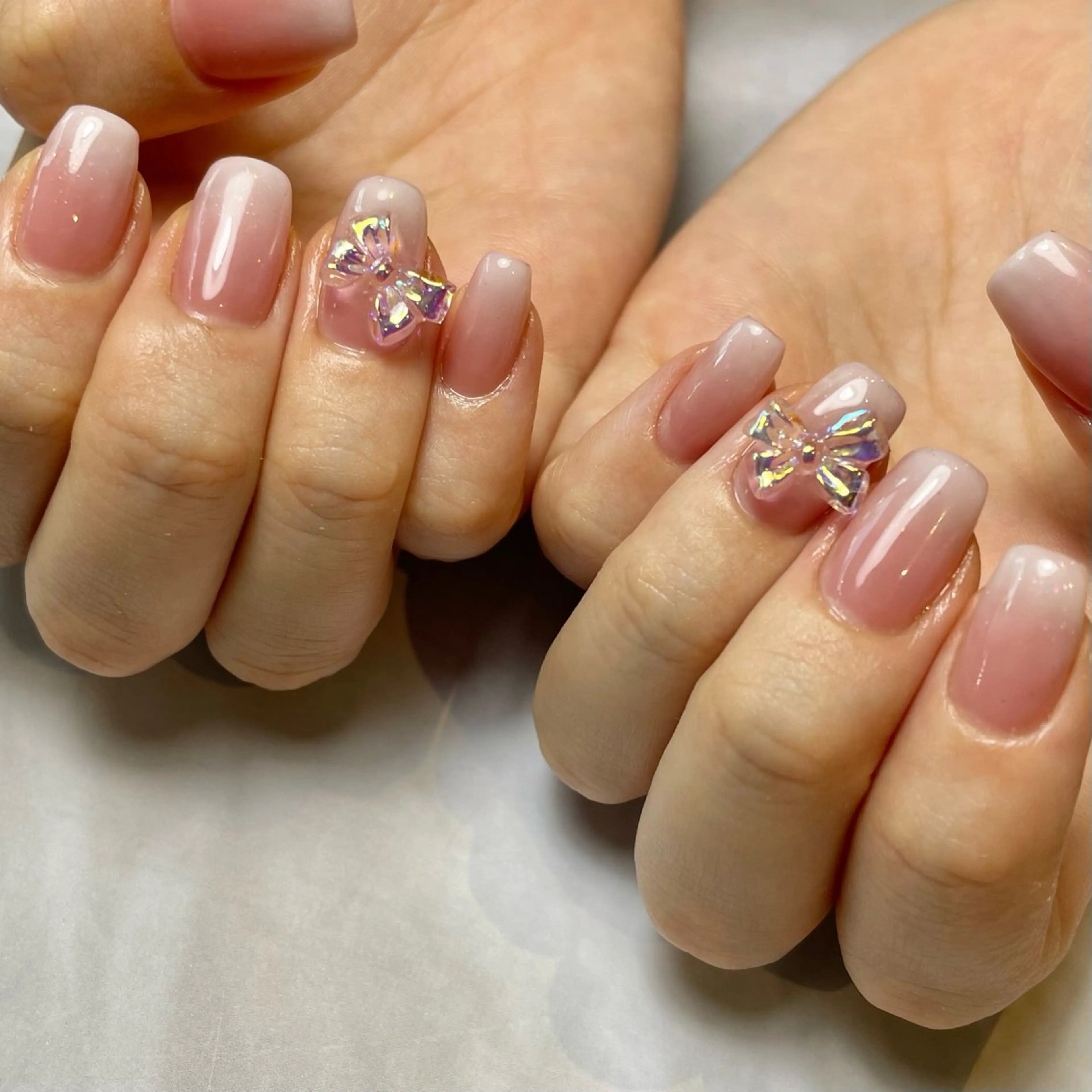 ネイル ホワイト ハンドネイル Reflection marikoのネイルデザイン