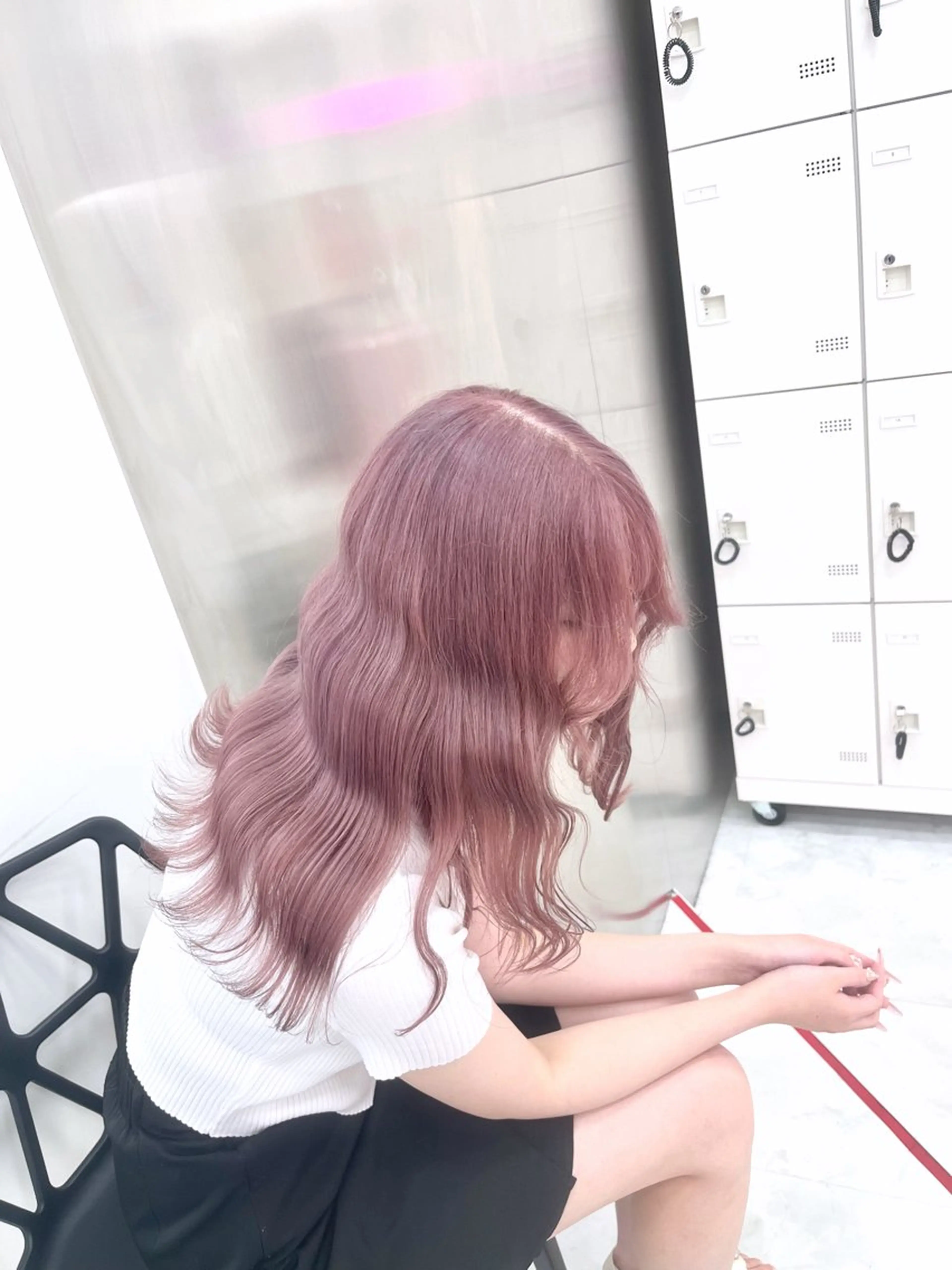 ロング ヘアカラー トリートメント ヘッドスパ ヘアセット ❤︎ワンホンガーリー なハイトーンヘア❤︎のヘアスタイル