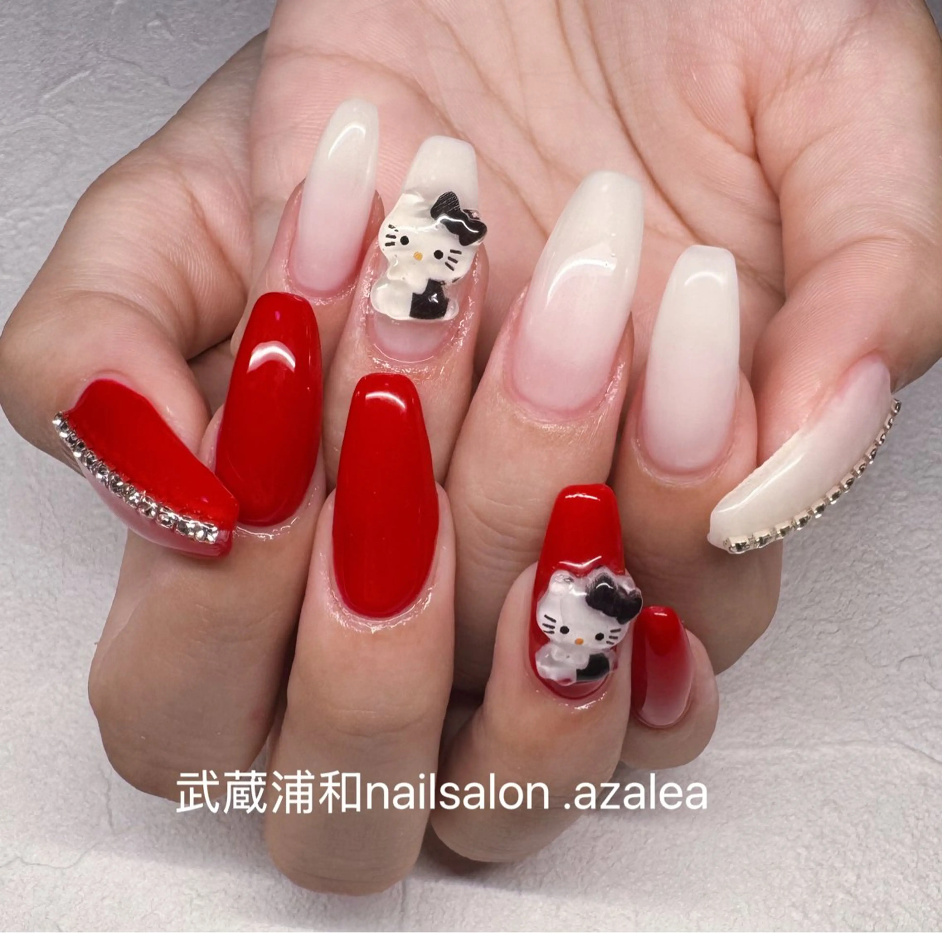 ネイル ハンドネイル R inのネイルデザイン