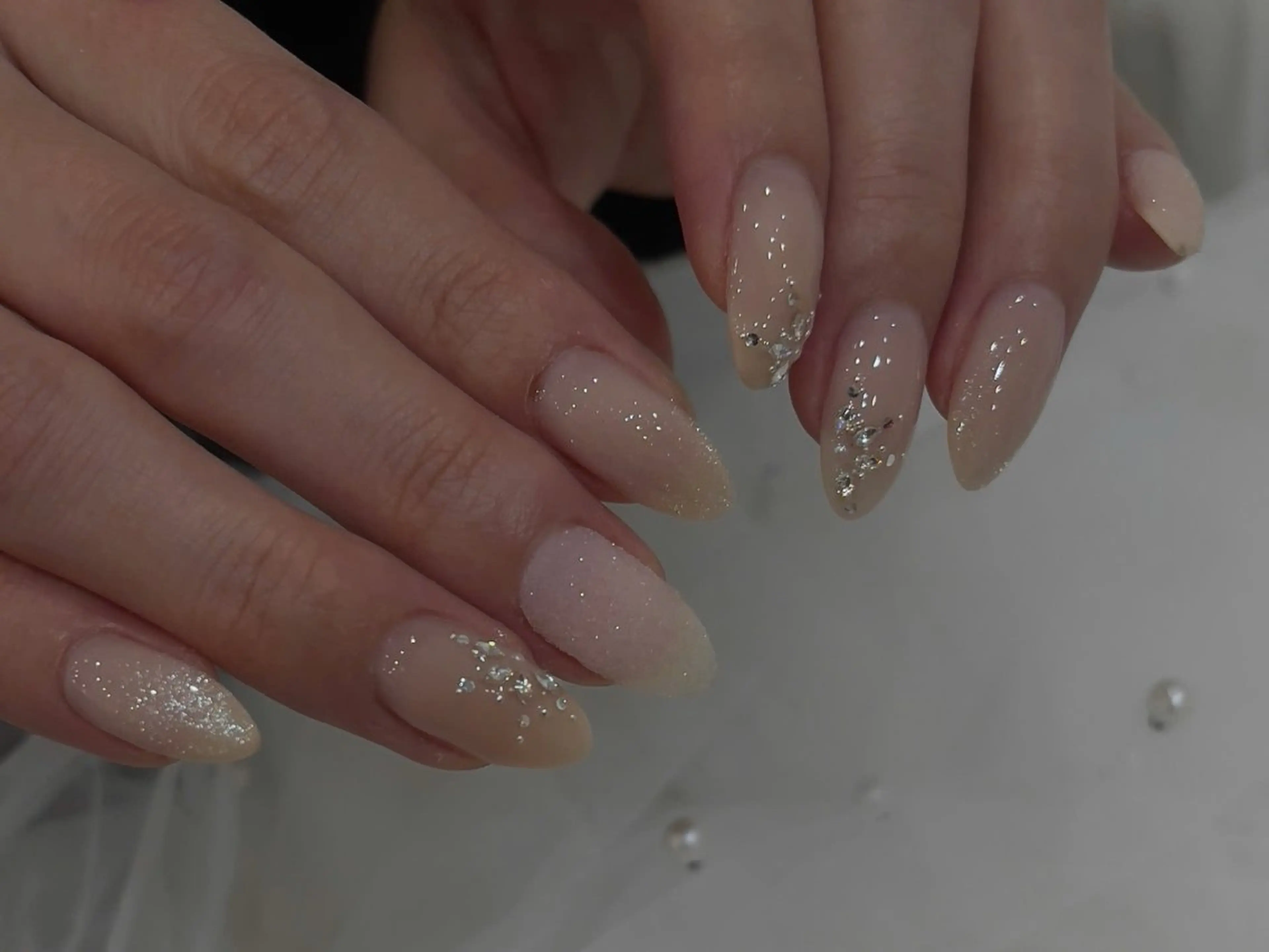 ネイル ボルドー ブラウン チークネイル ドット フットネイル ハンドネイル NAILS BAR SHINJUKUのネイルデザイン