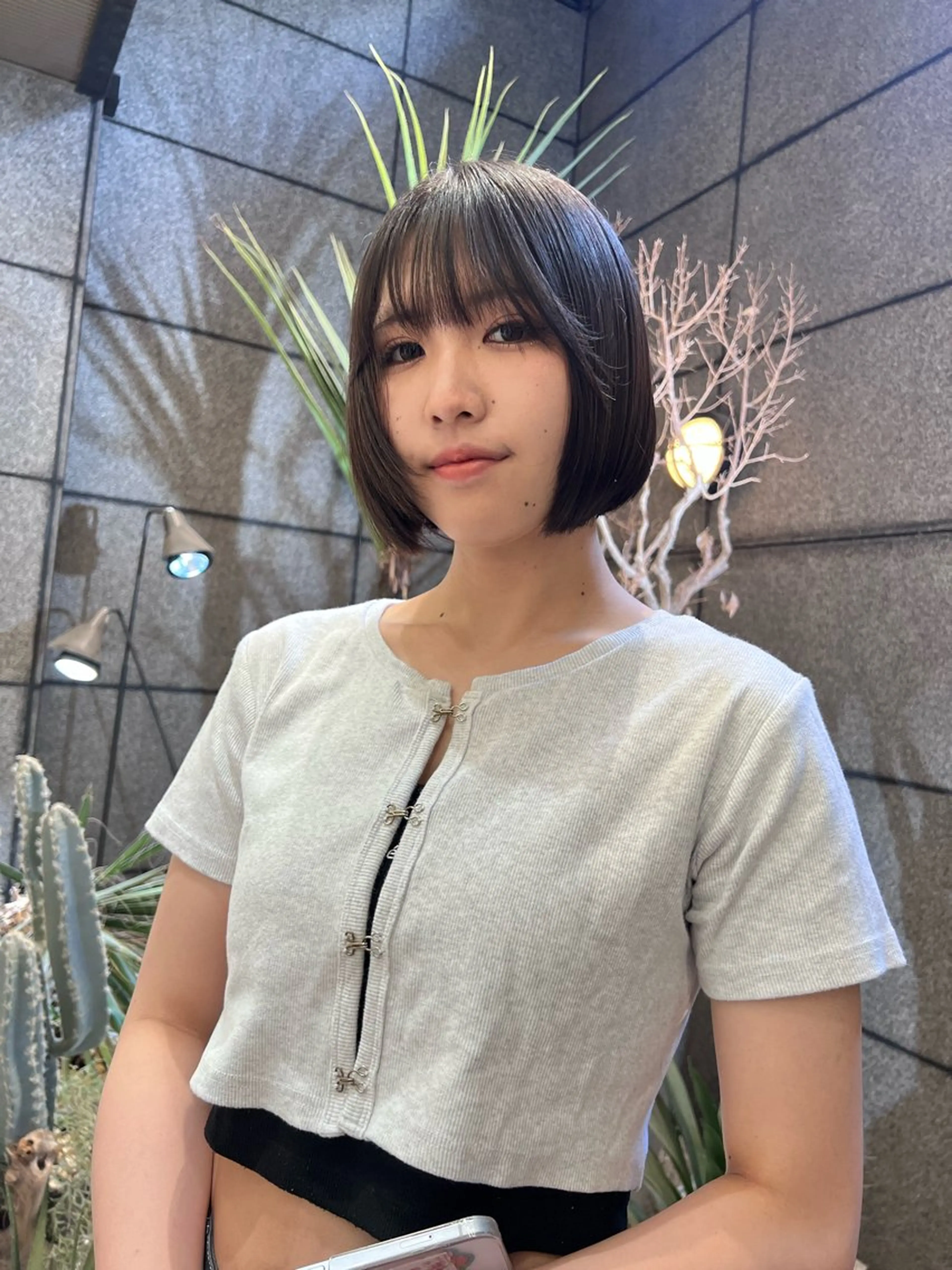 ミディアム カット ヘアカラー 酸性ストレート人気 No,1/カスミ🩰のヘアスタイル