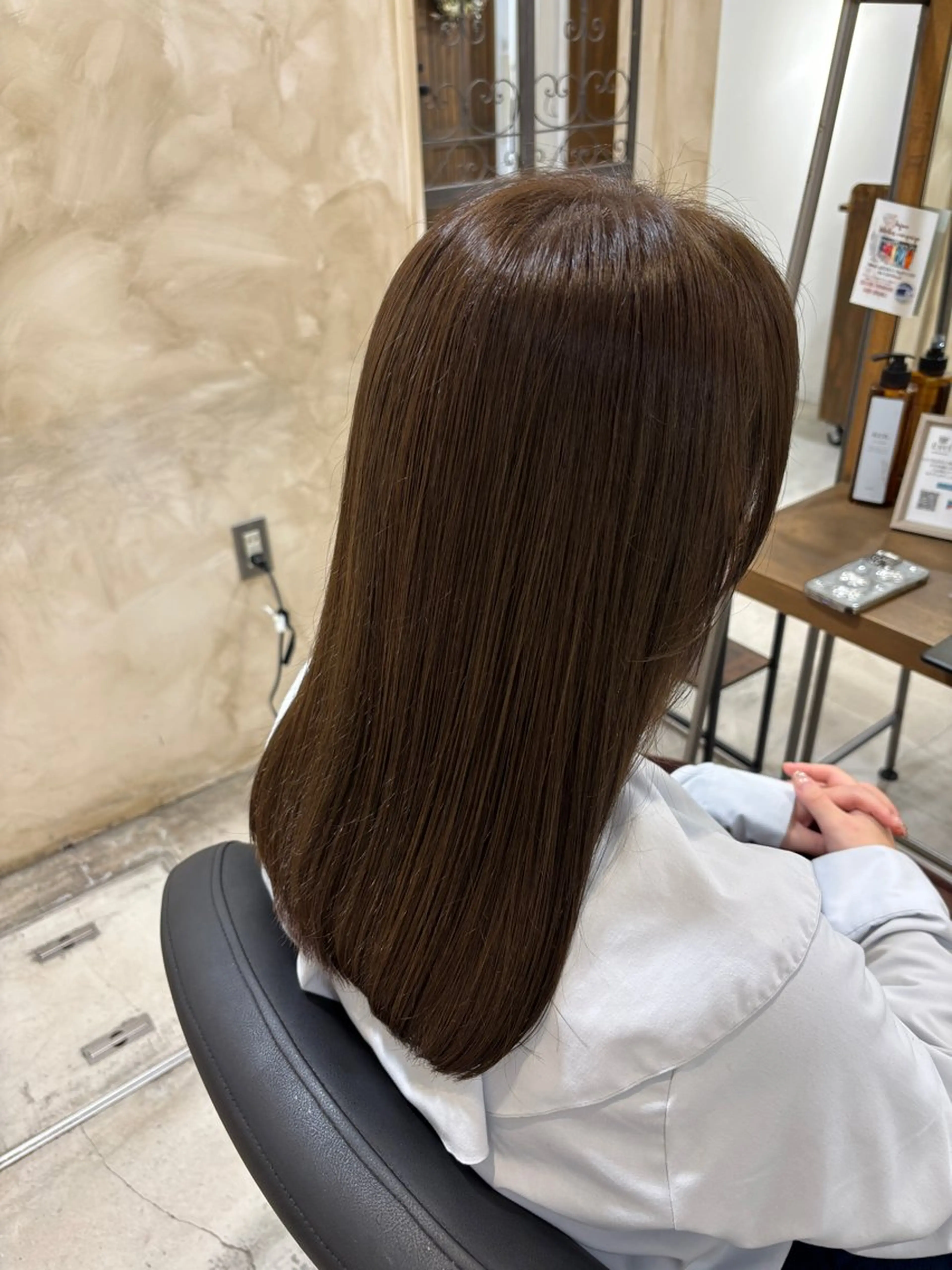 ロング カラー ベージュカラー オリーブベージュ カット ヘアカラー トリートメント ツヤカラー🫧Sae ネイルモデル募集中のヘアスタイル