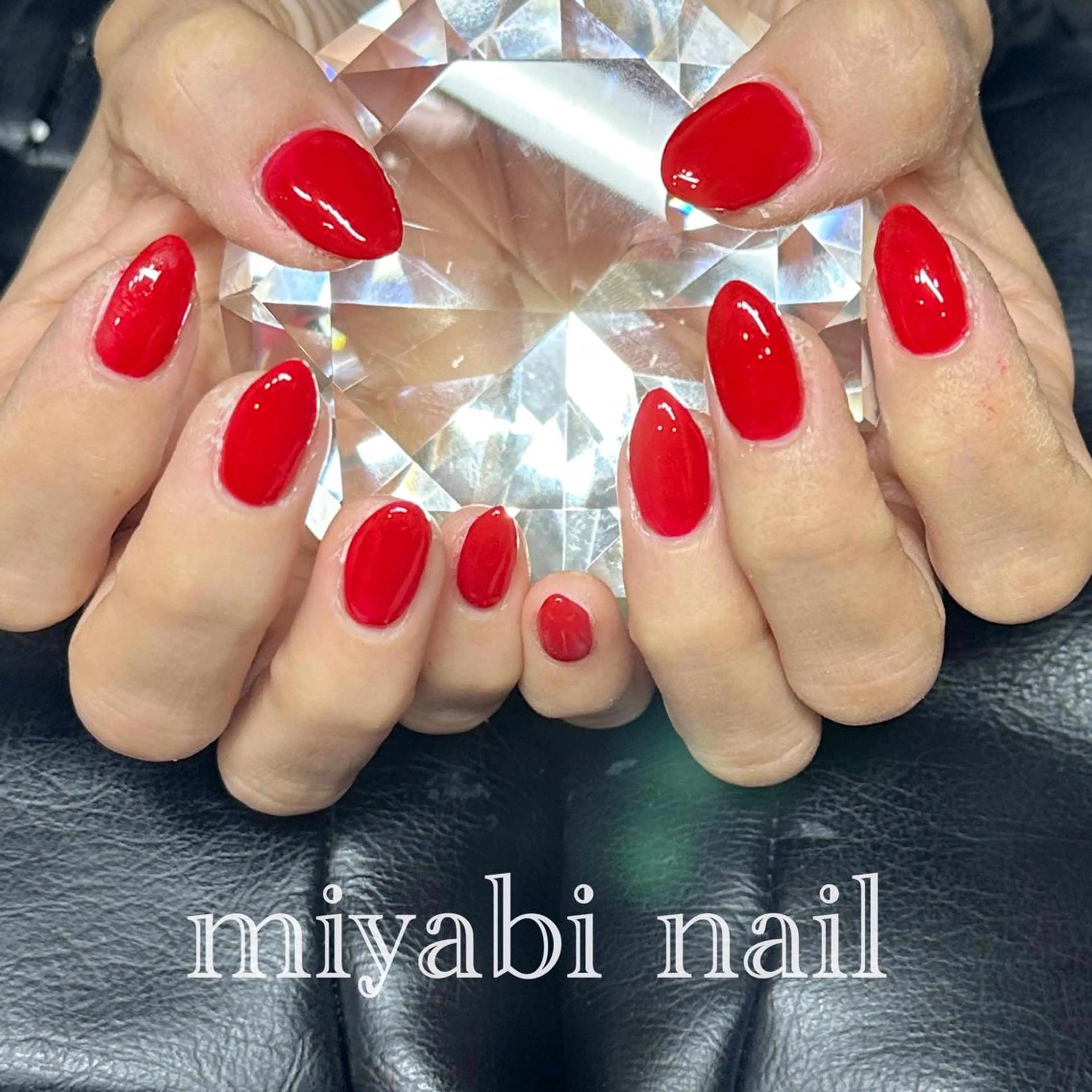 ネイル ジェルネイル ワンカラーネイル 赤色 シンプルネイル ハンドネイル miyabi nail 桂川駅近くのネイルデザイン