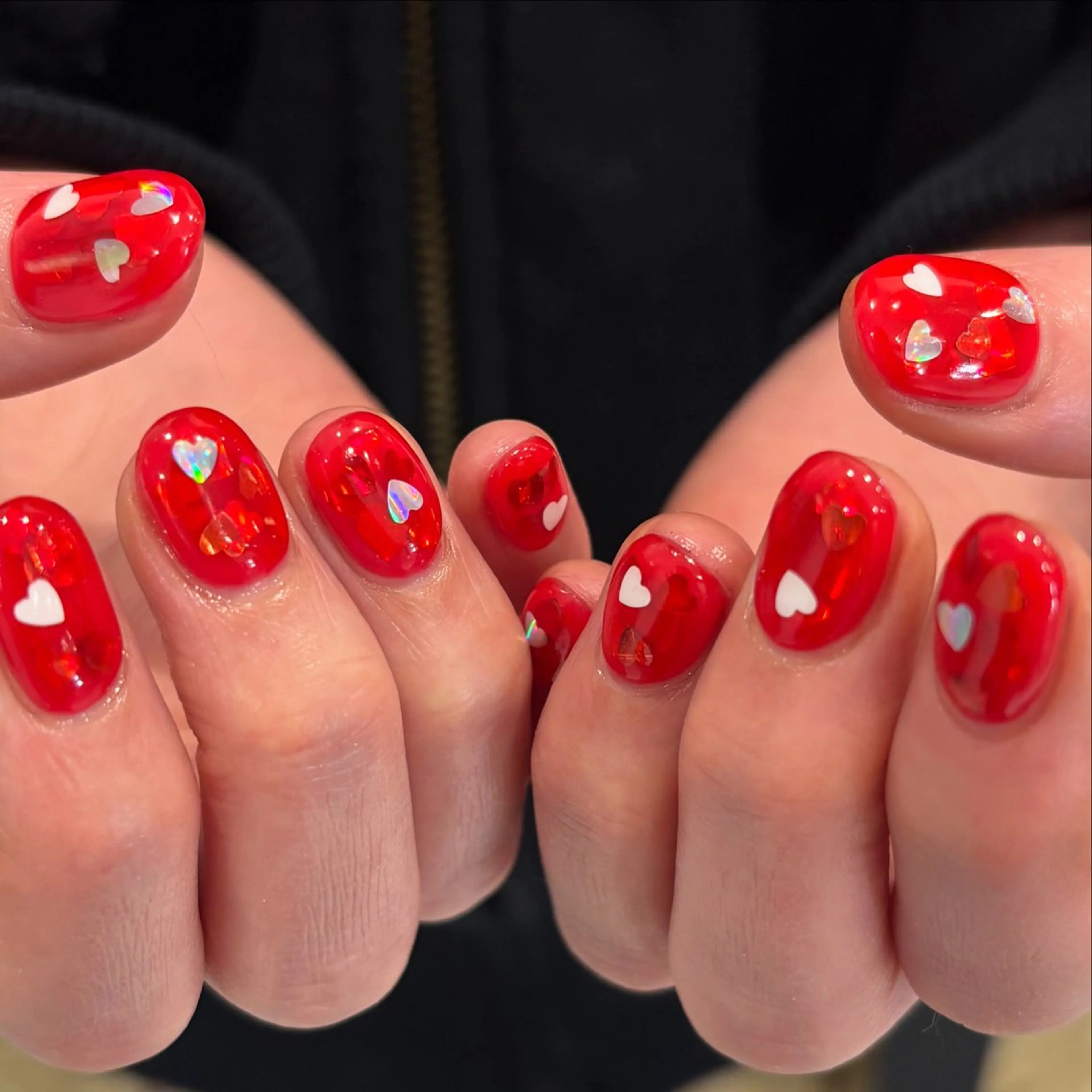 ネイル ハート ホログラムネイル ハンドネイル nao＿nail .929のネイルデザイン