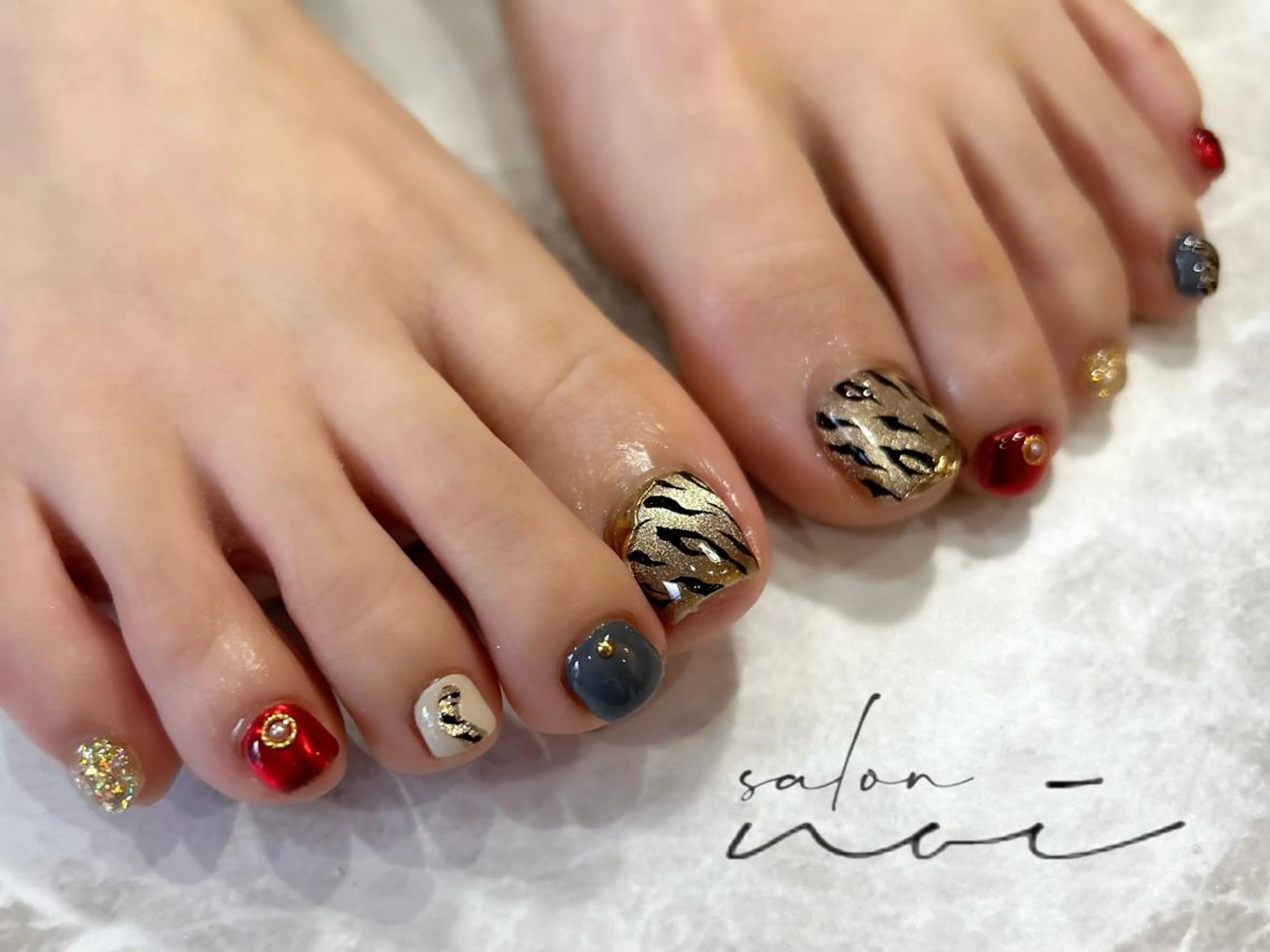 ネイル フットネイル salon noiのネイルデザイン