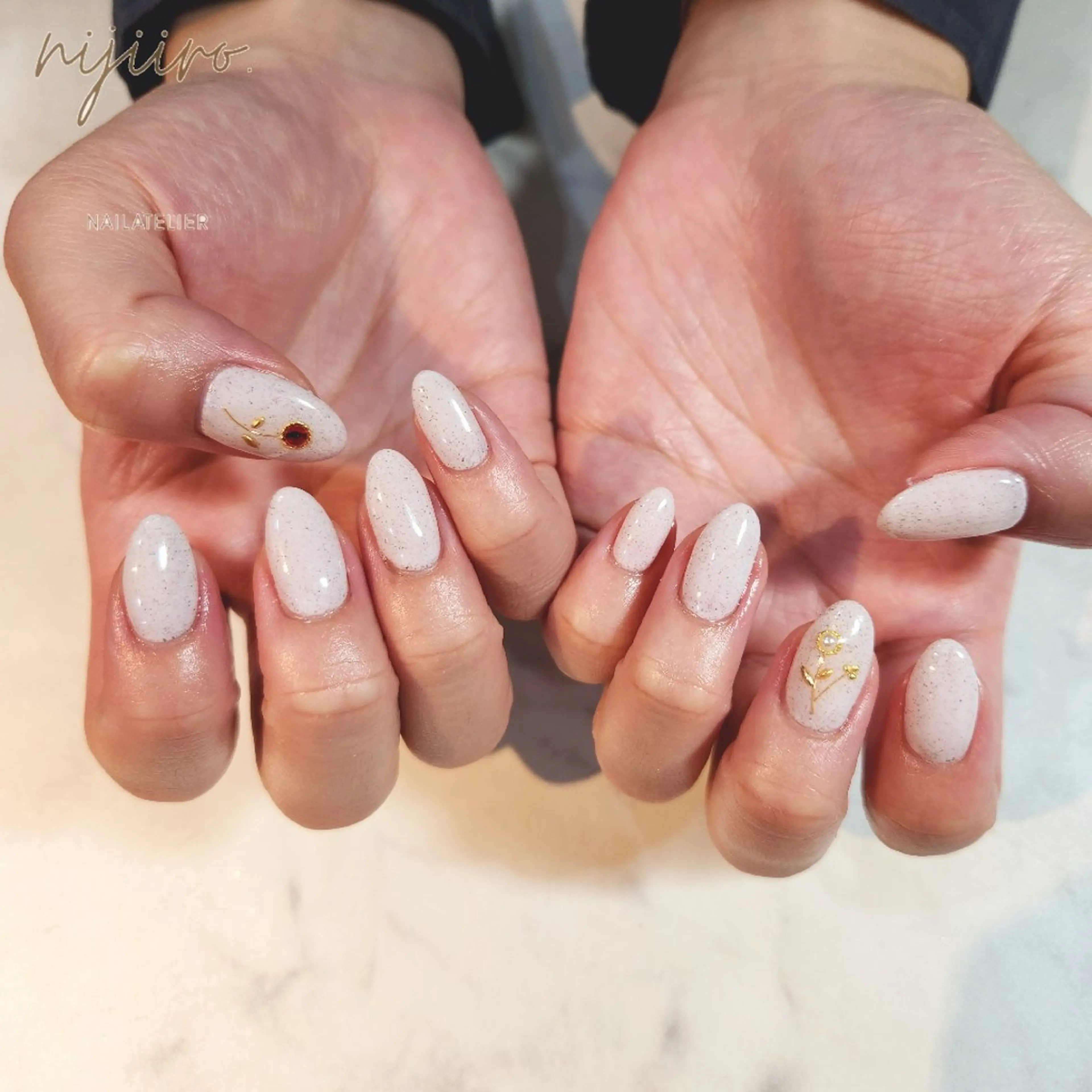 ネイル ハンドネイル nailatelier nijiiro.所属・nijiiro🌈 サトウのネイルデザイン