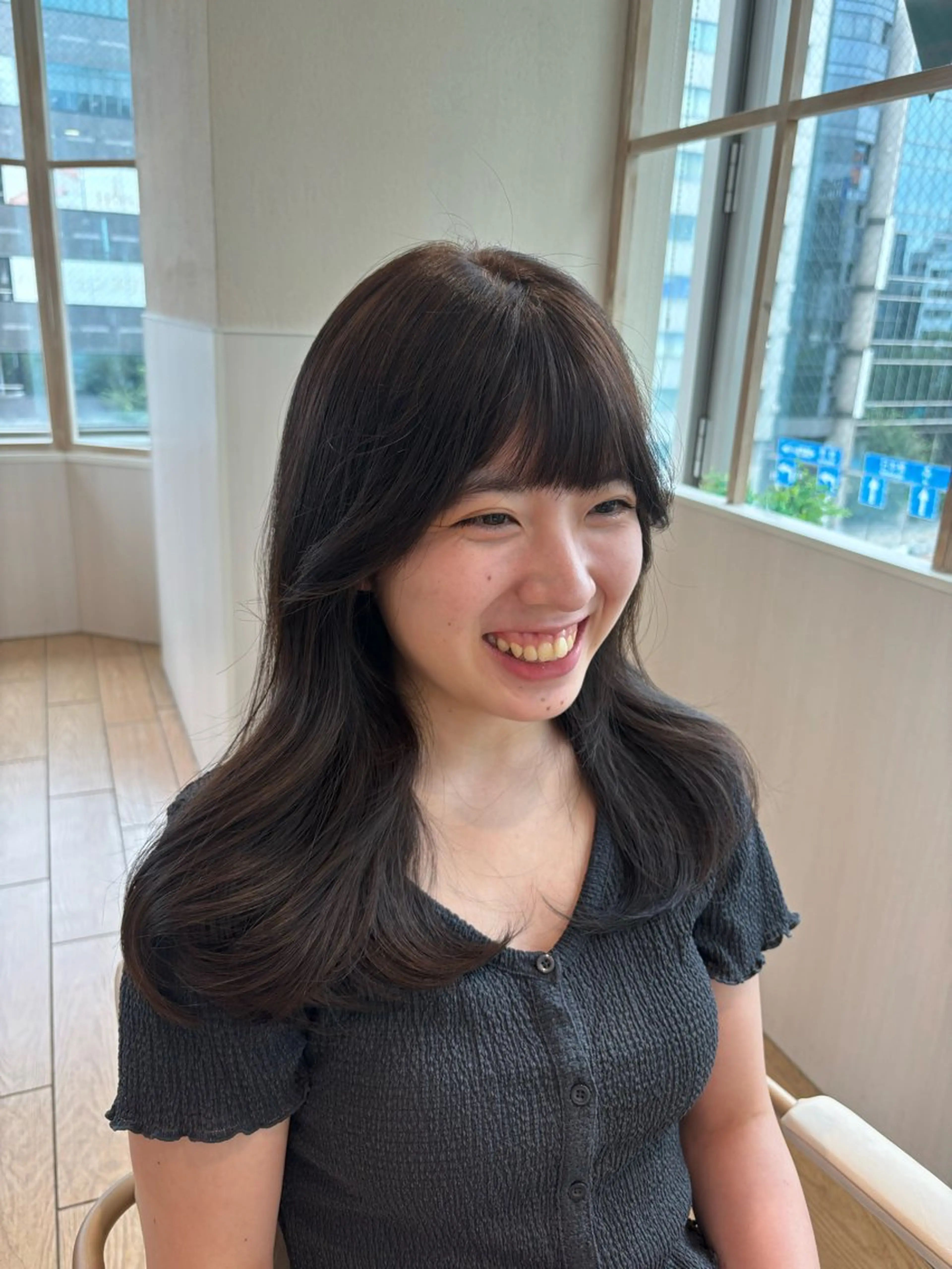 セミロング ヘアカラー カットモデル募集‎ / 角本 藍のヘアスタイル