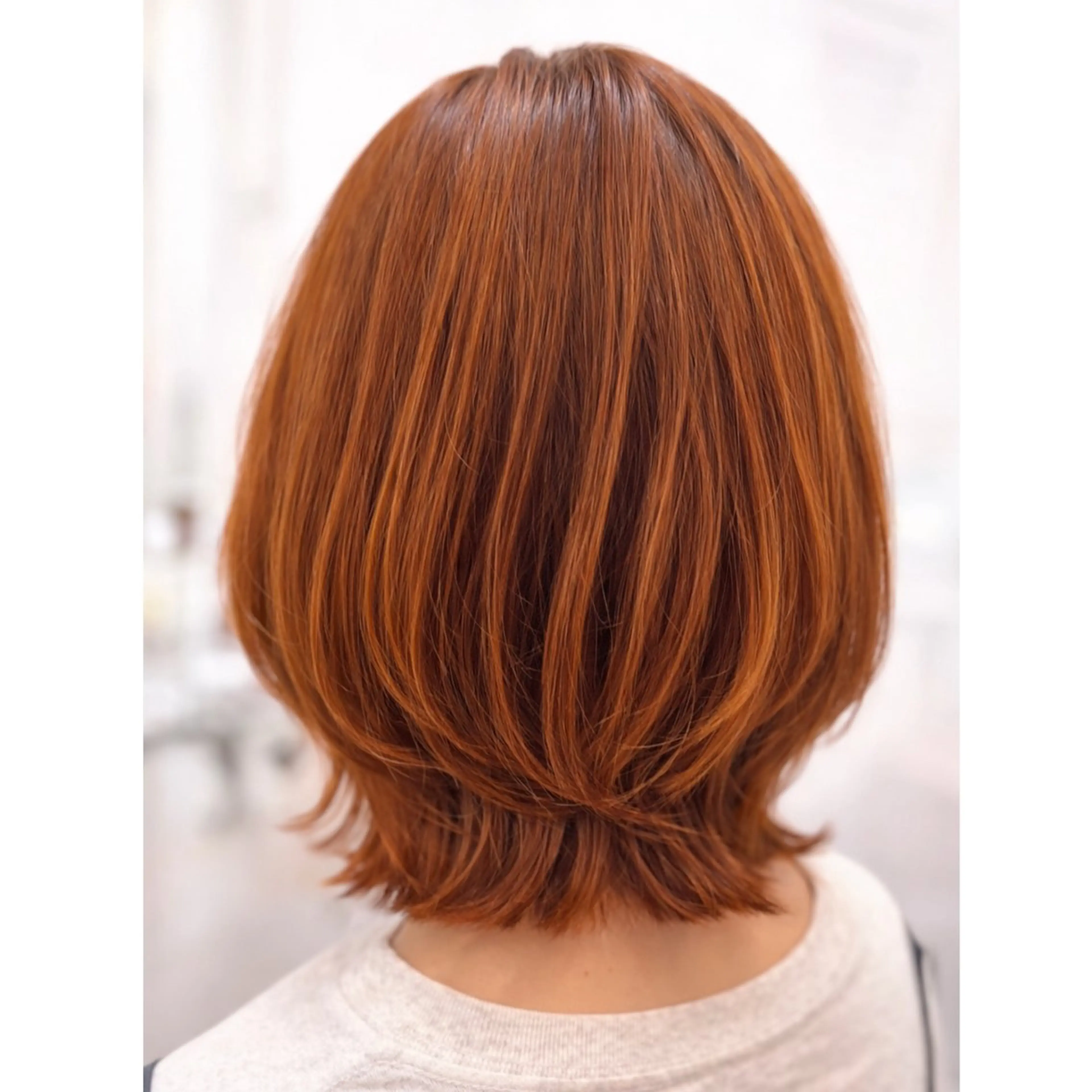 ミディアム ミディアムレイヤー オレンジブラウン レイヤーカット カット ヘアカラー トリートメント 森光みやび / WILLOW京橋のヘアスタイル