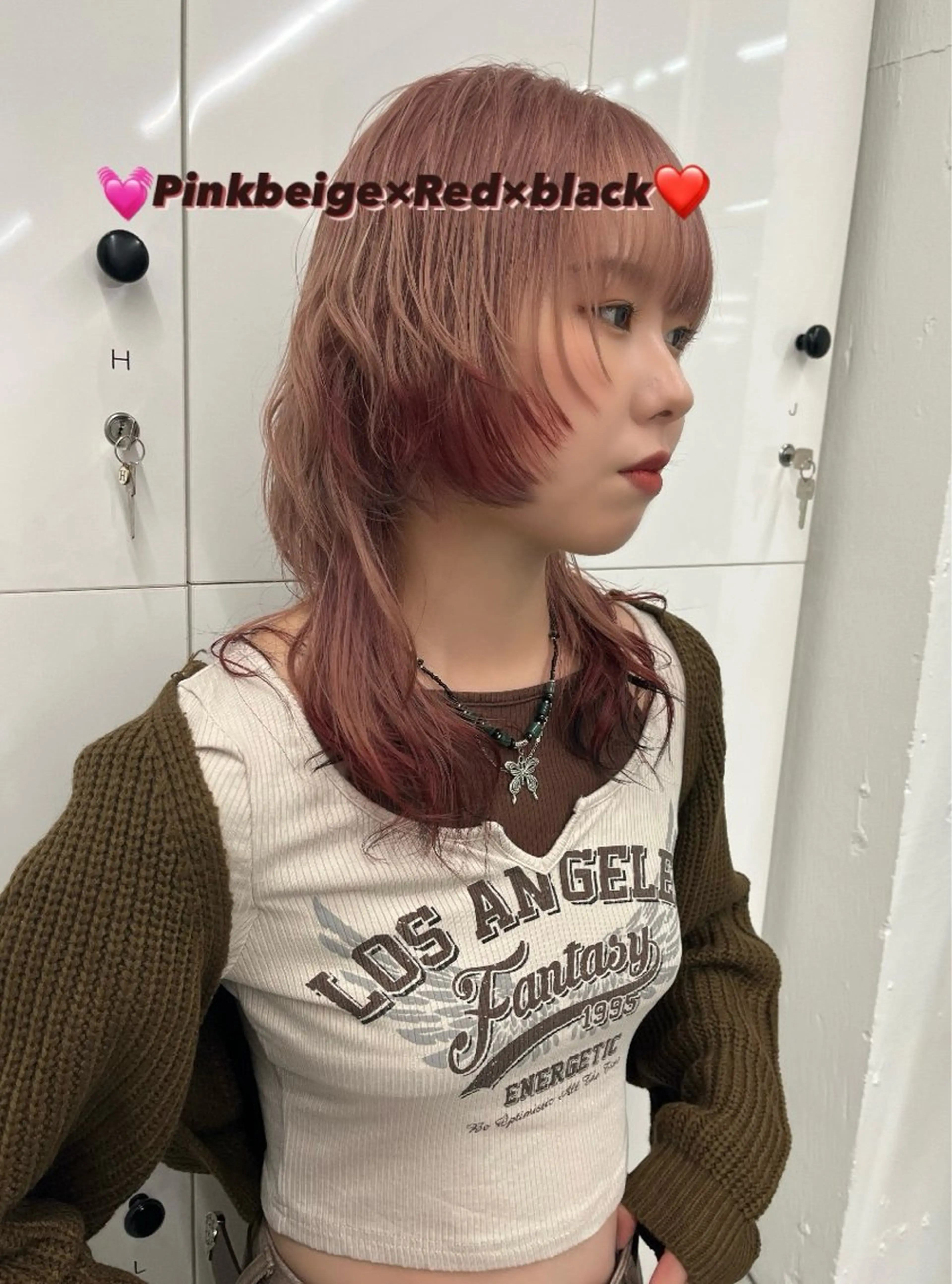 セミロング カラー 狐カラー ウルフカット ヘアカラー 🫧‪Ameri🫧 JILLSTUDIOのヘアスタイル