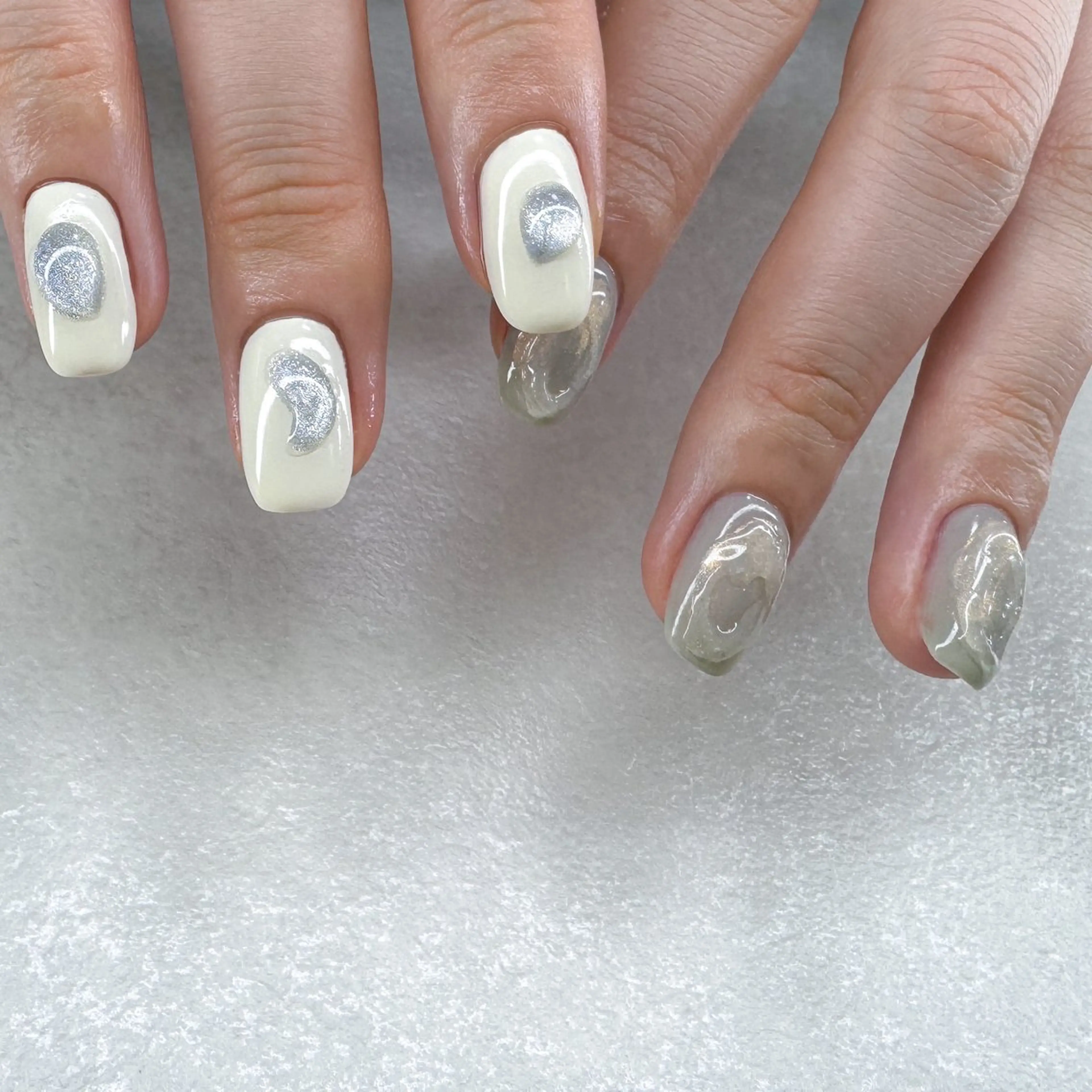 ネイル オーロラネイル ブルー マグネットネイル ぷっくりネイル 夏ネイル ハンドネイル pointillé .ayaのネイルデザイン