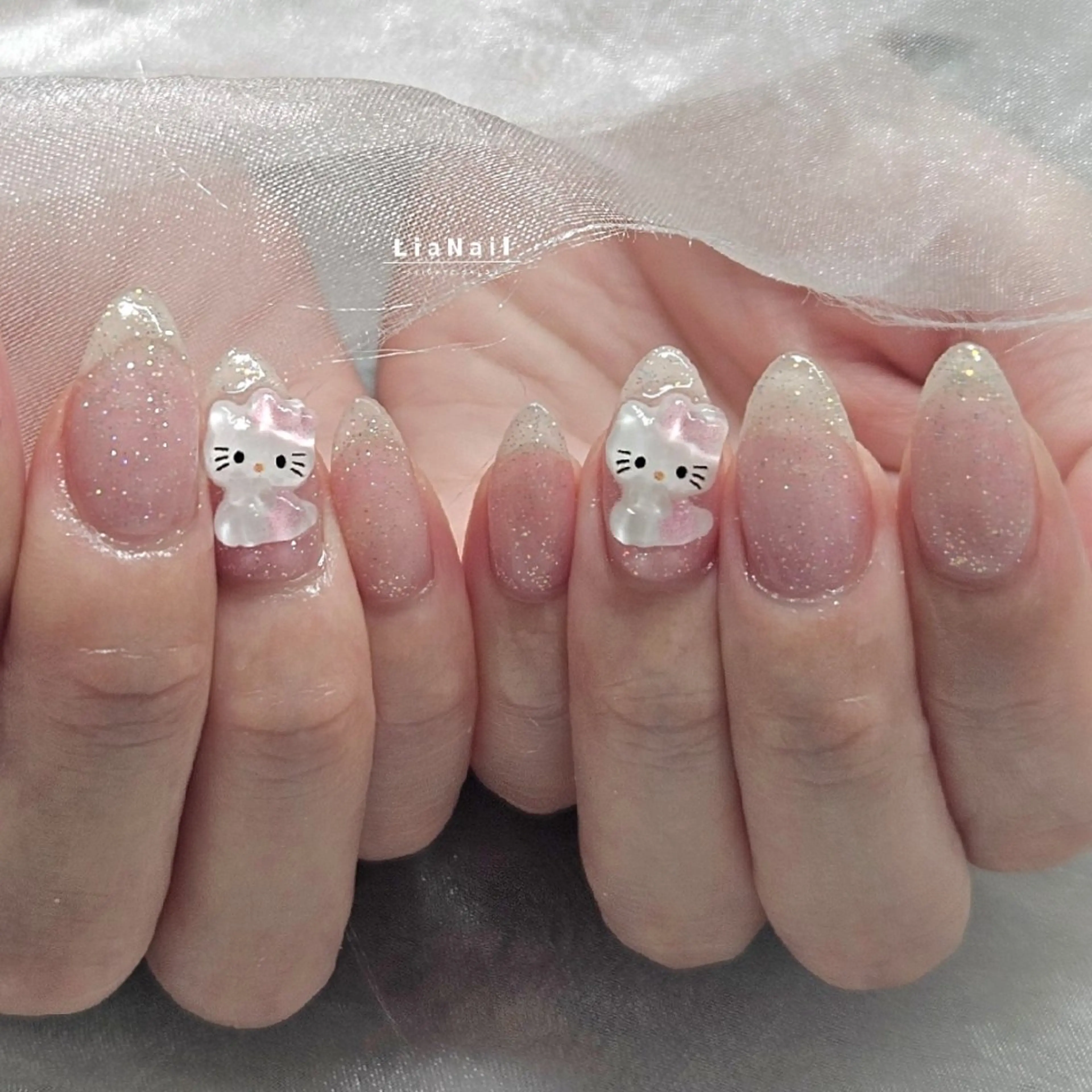 ネイル ハンドネイル Lia Nailのネイルデザイン