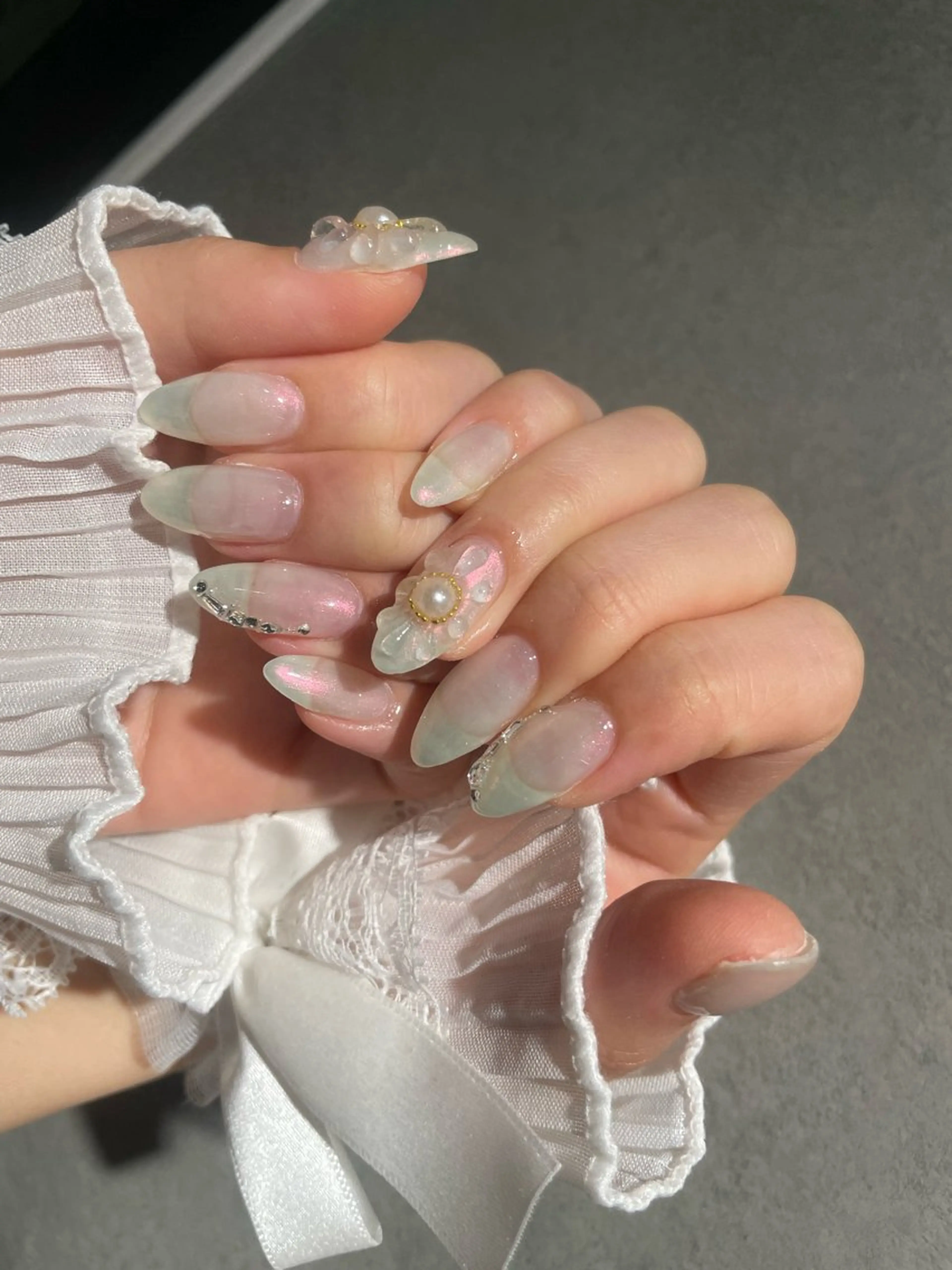 ネイル シンプルネイル I-nail Moeのネイルデザイン