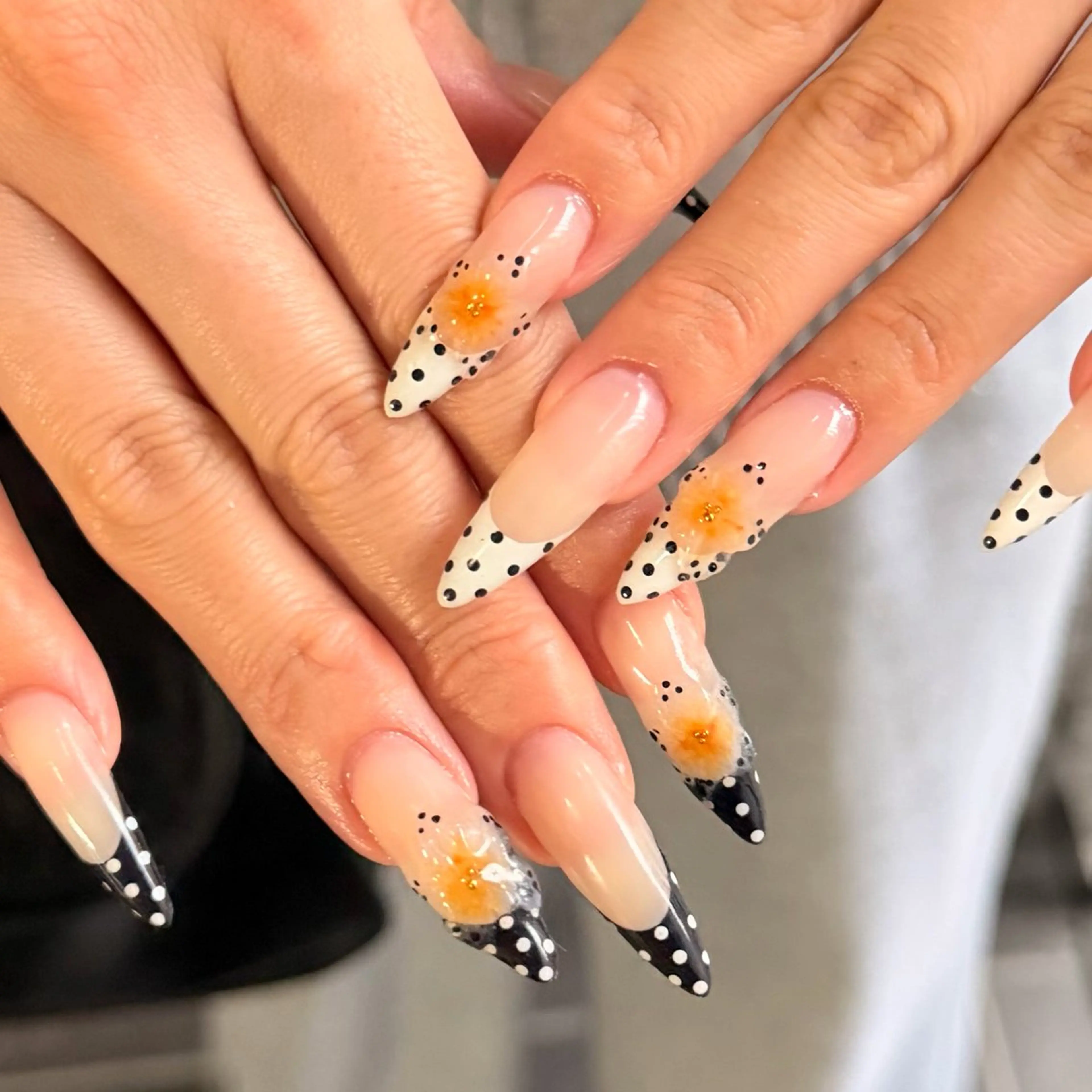 ロング 小川 柚香のネイルデザイン