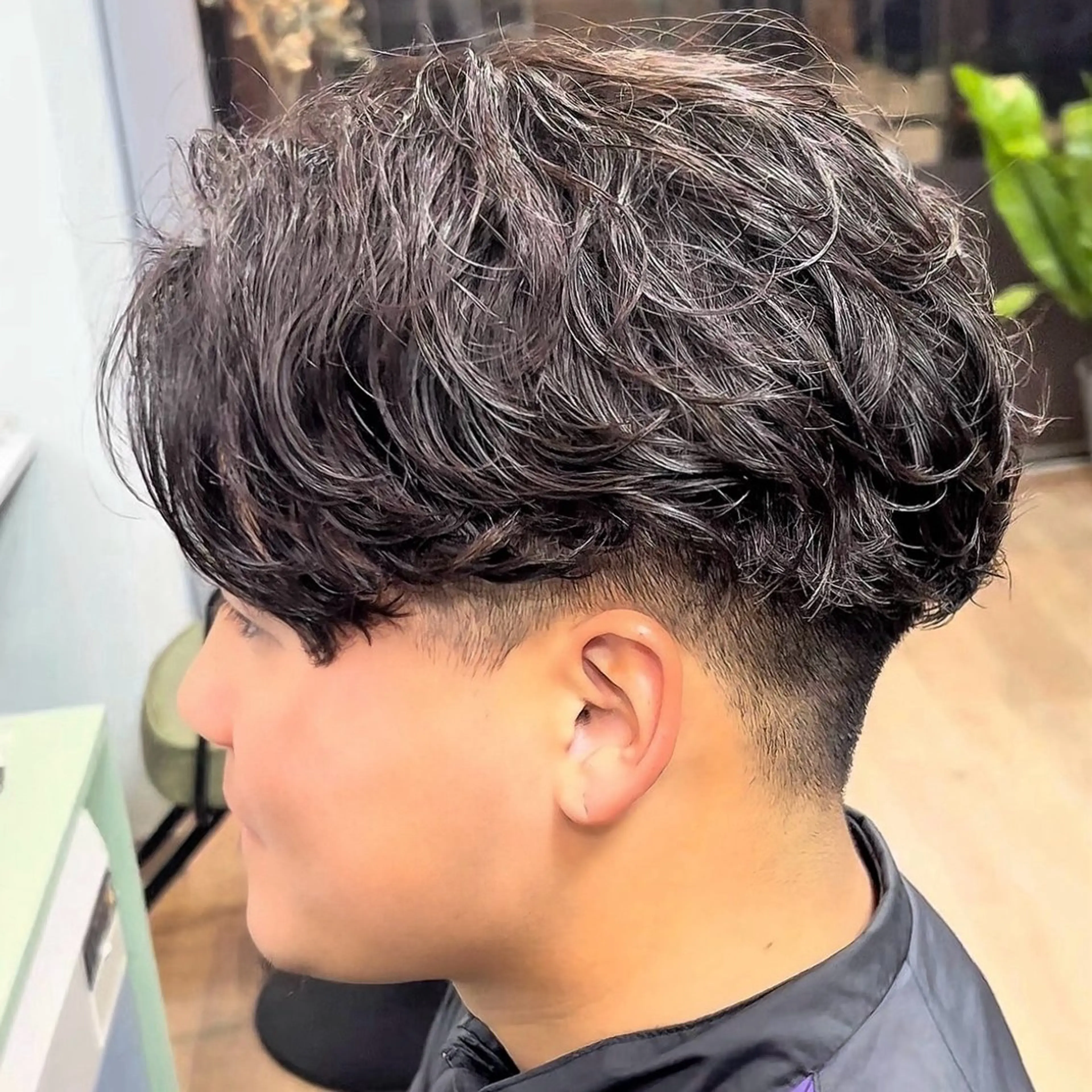 パーマ メンズ フェザーパーマ メンズパーマ カット パーマ メンズパーマ/メンズ カット/たばたよしきのヘアスタイル