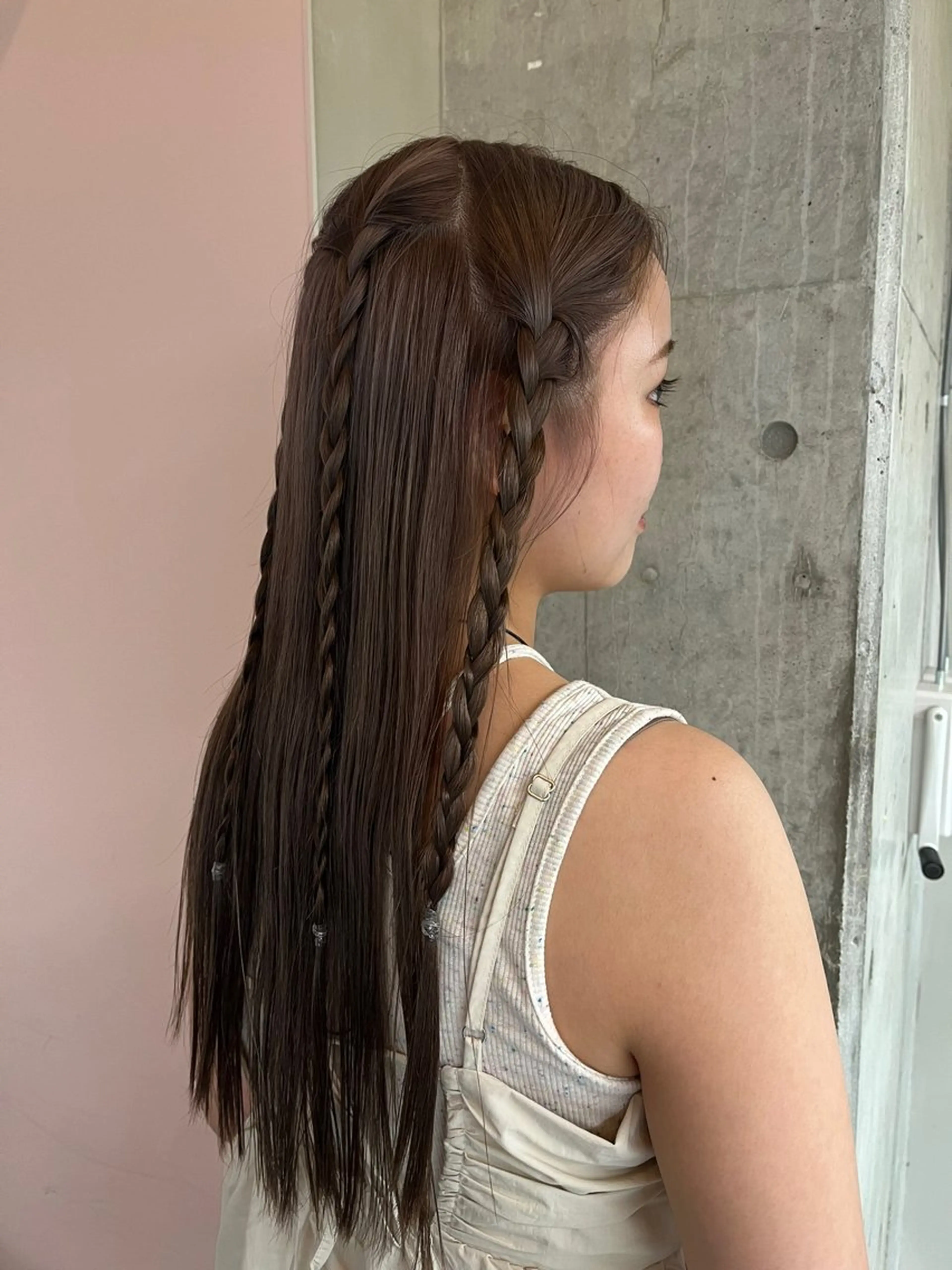 カラー ブリーチ 艶ブリーチ/表参道 ハイトーン /実乃梨のヘアスタイル