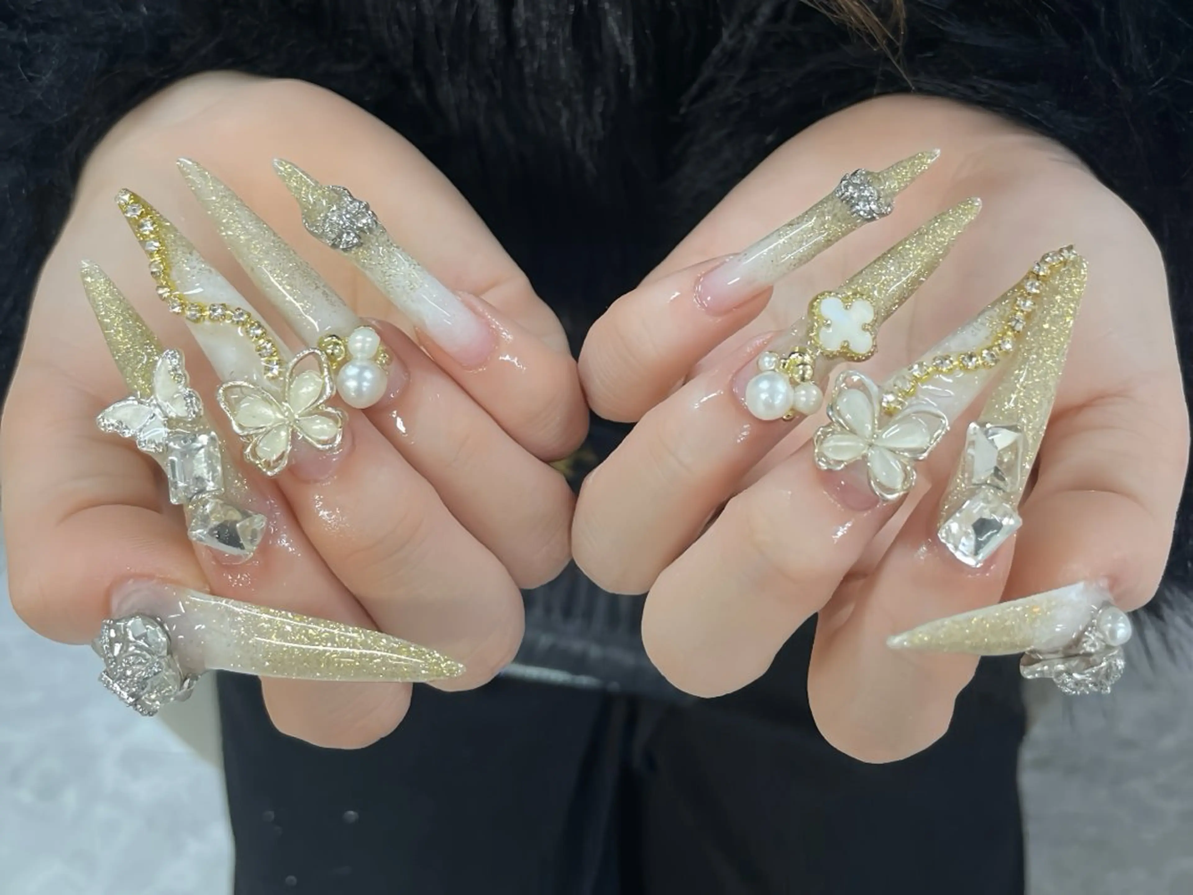 ネイル アートネイル 成人式 ロングネイル ニュアンスネイル スカルプネイル ハンドネイル Rin Nail 新大久保店のネイルデザイン