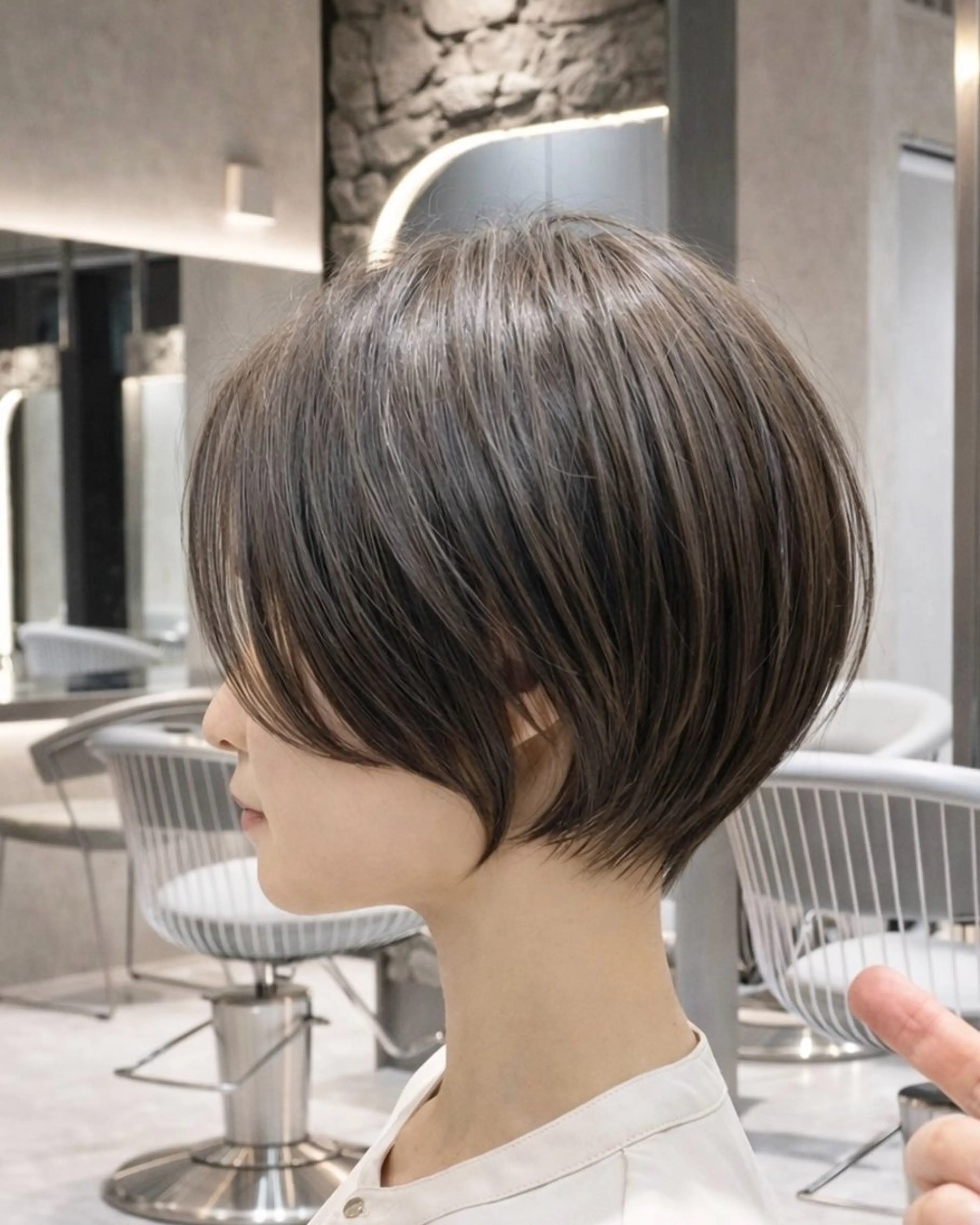 ショート カット ヘアカラー トリートメント 《髪質改善✖️レイヤ ー🩶》ナオヤのヘアスタイル