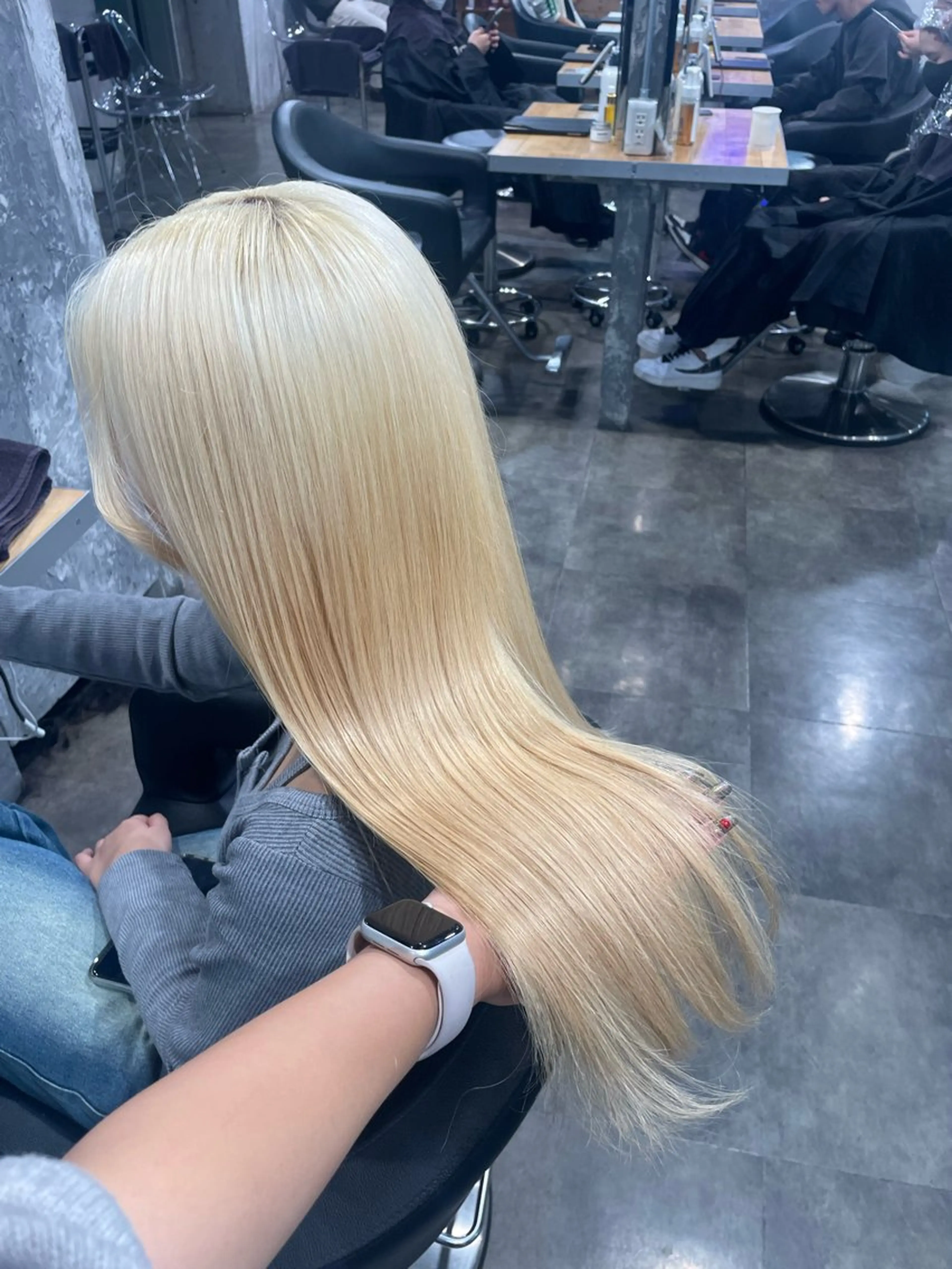 ロング カラー ヘアカラー トリートメント ハイトーン 横浜💞ミオのヘアスタイル