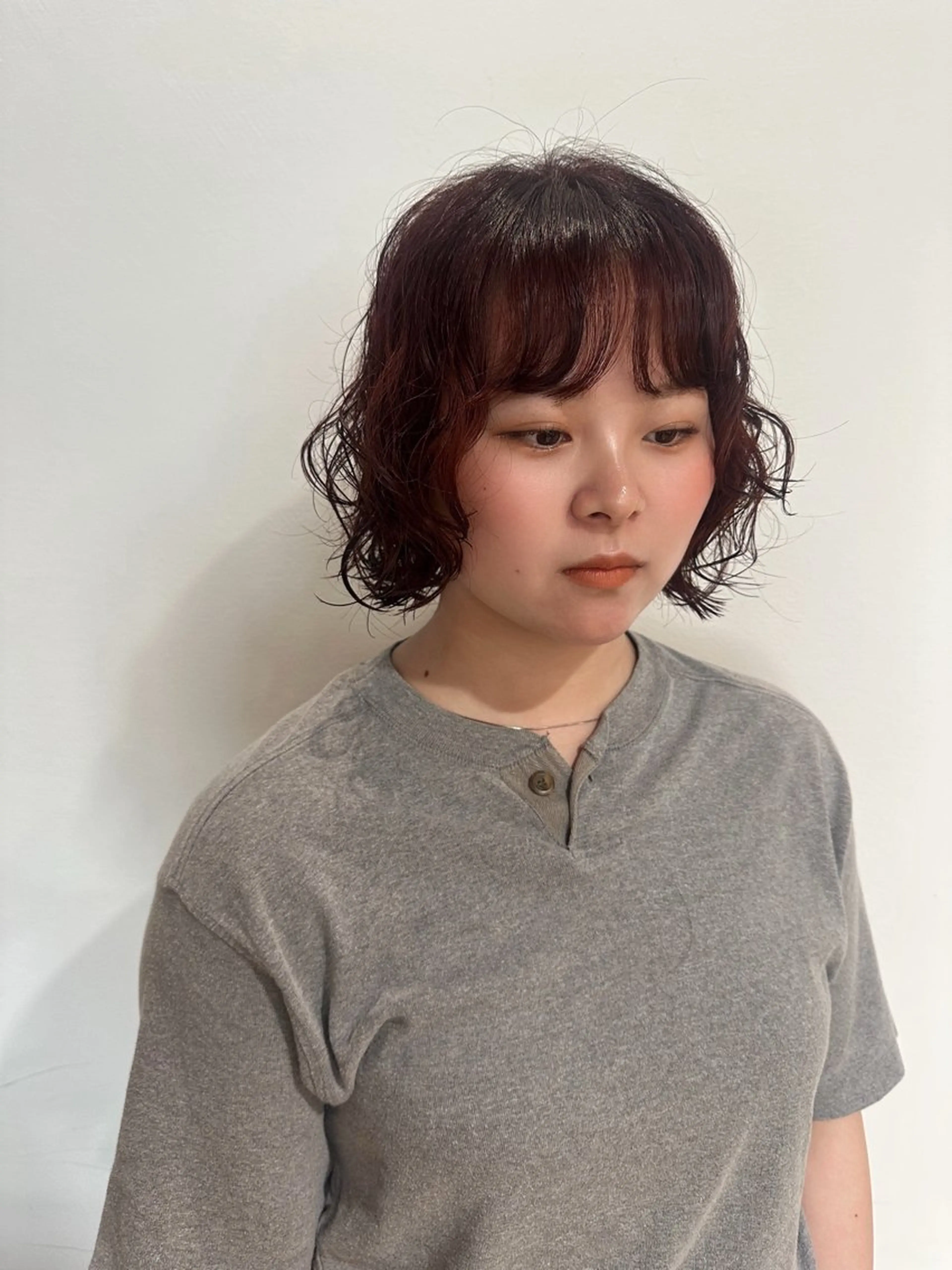 ミディアム パーマ パーマ 塩澤 榛奈のヘアスタイル